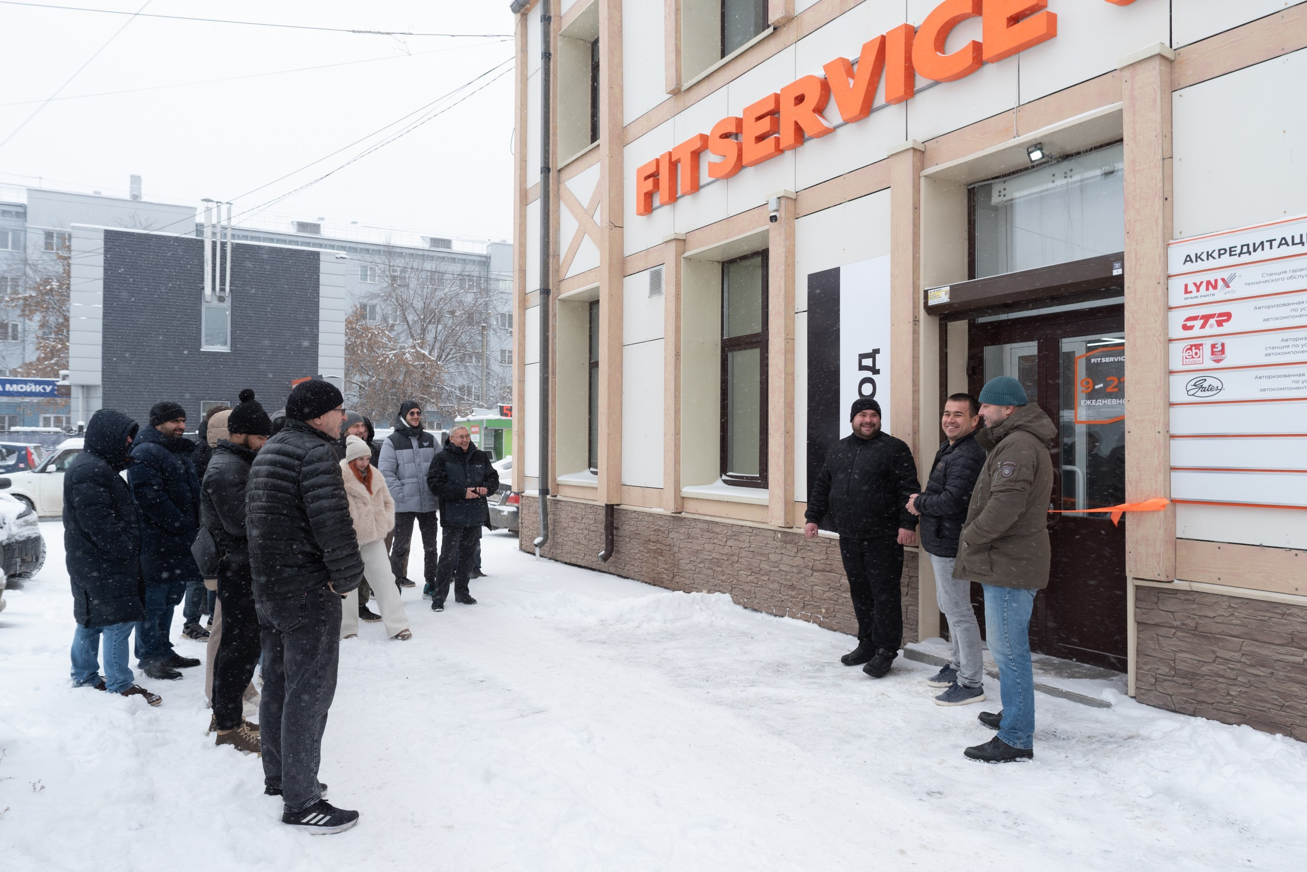 Автосервис Fit Service Открытие. Фотограф Максим Буряк