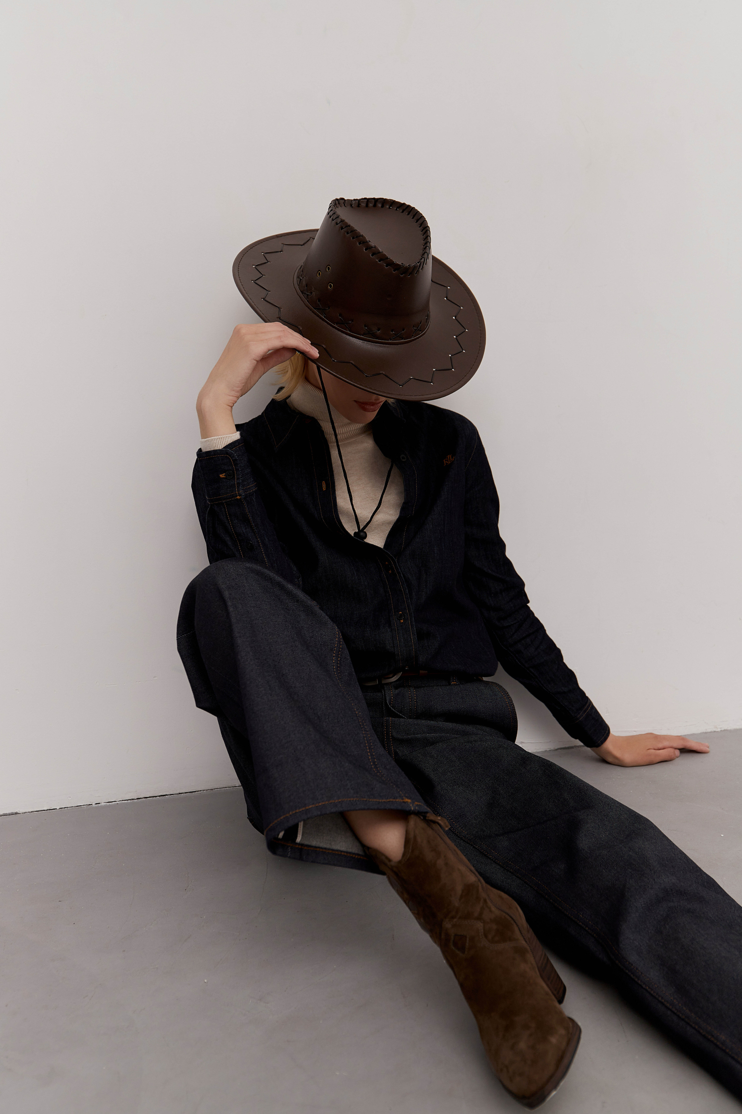 Каталог костюмы