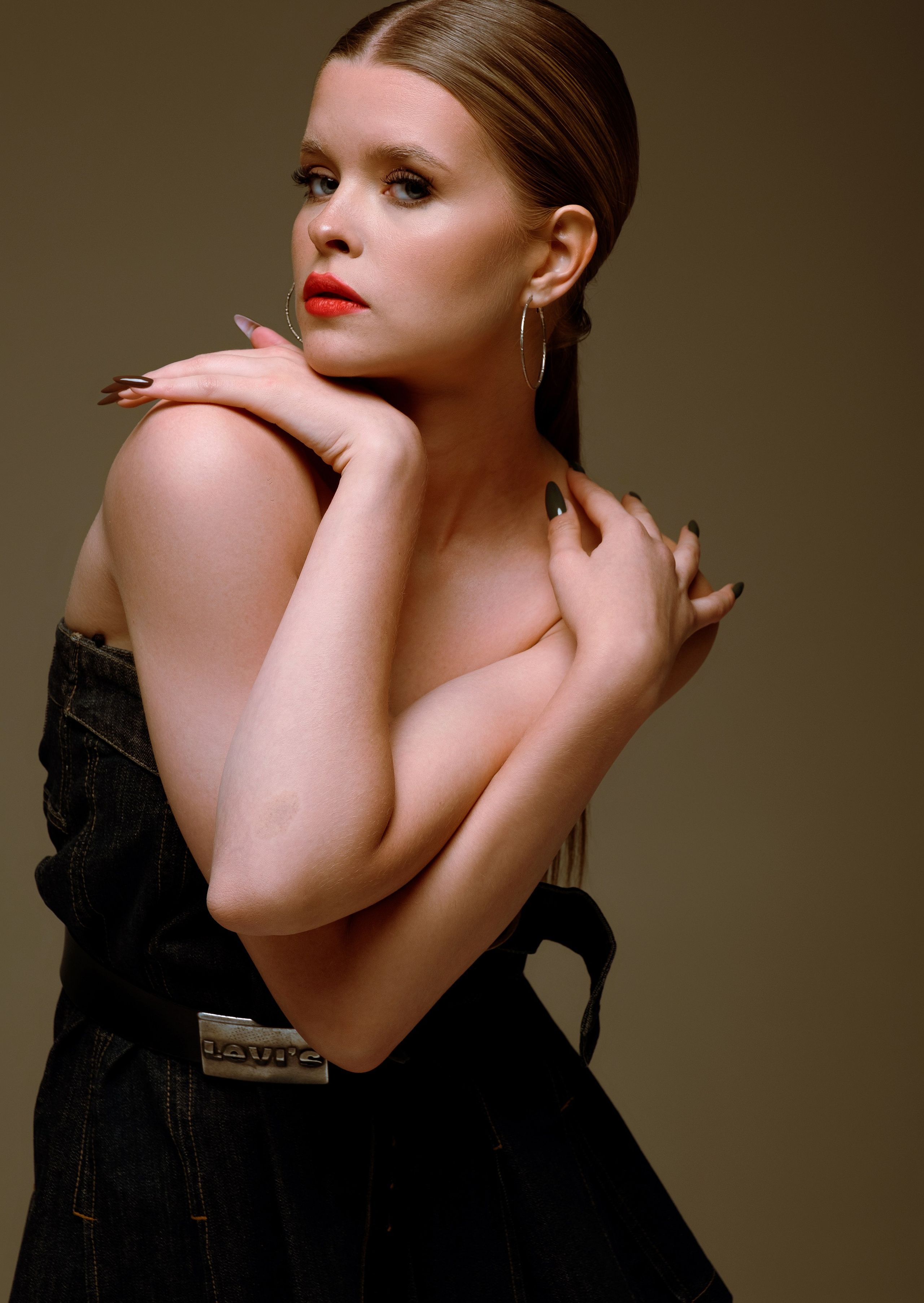 ANGELINA. DIMA SHABALOVSKY