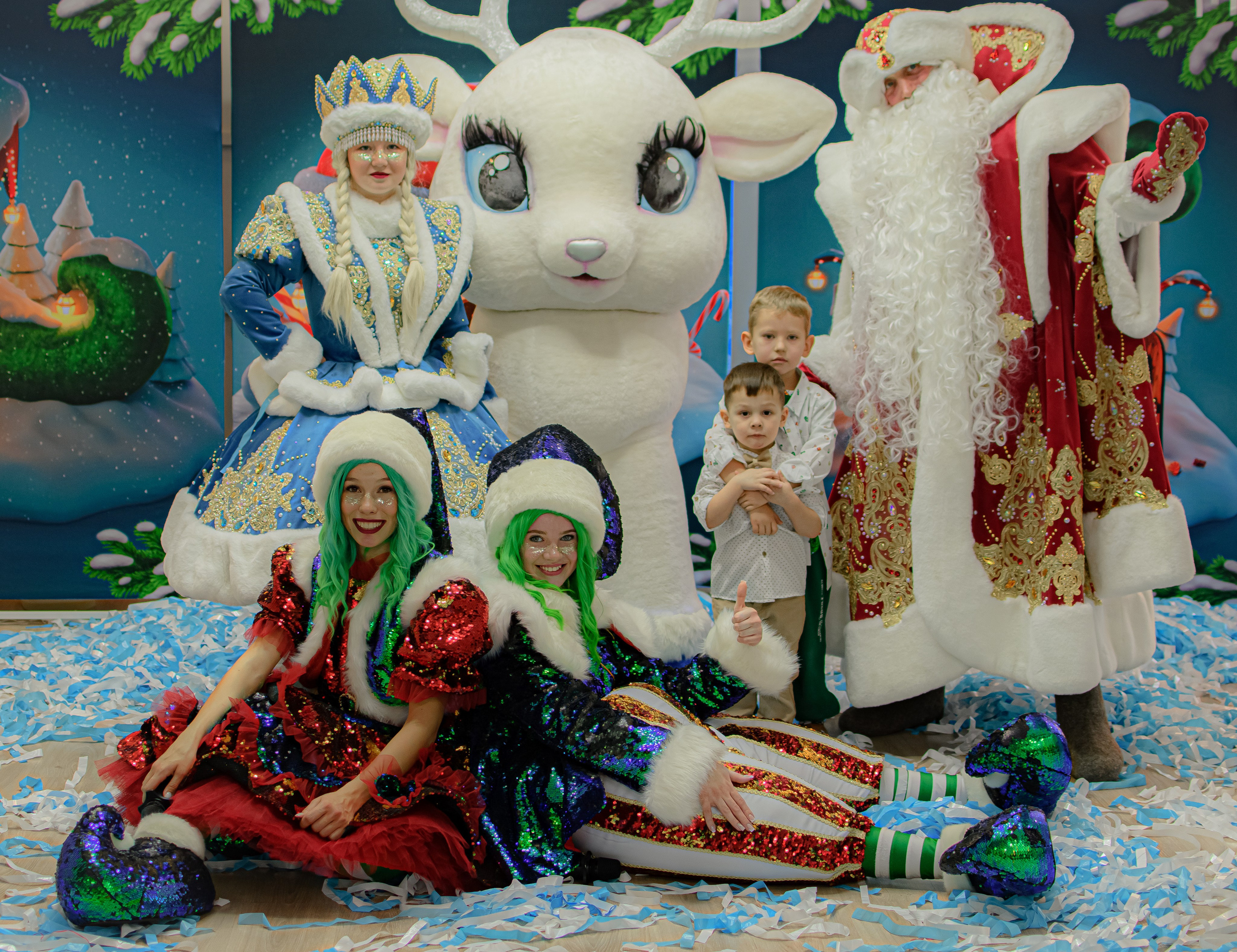 HAPPY NEW YEAR. Photokarish