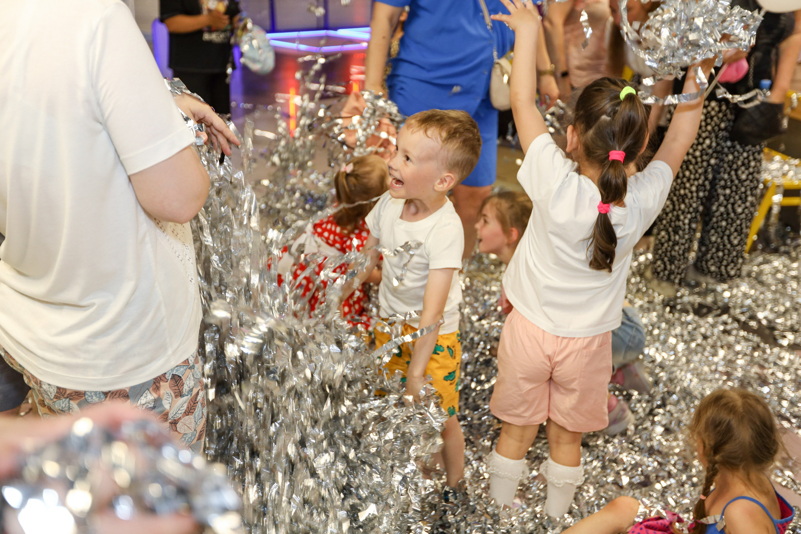 Детские праздники. Свадебный и репортажный фотограф Максим Вакс. Съемка любых мероприятий в Екатеринбурге