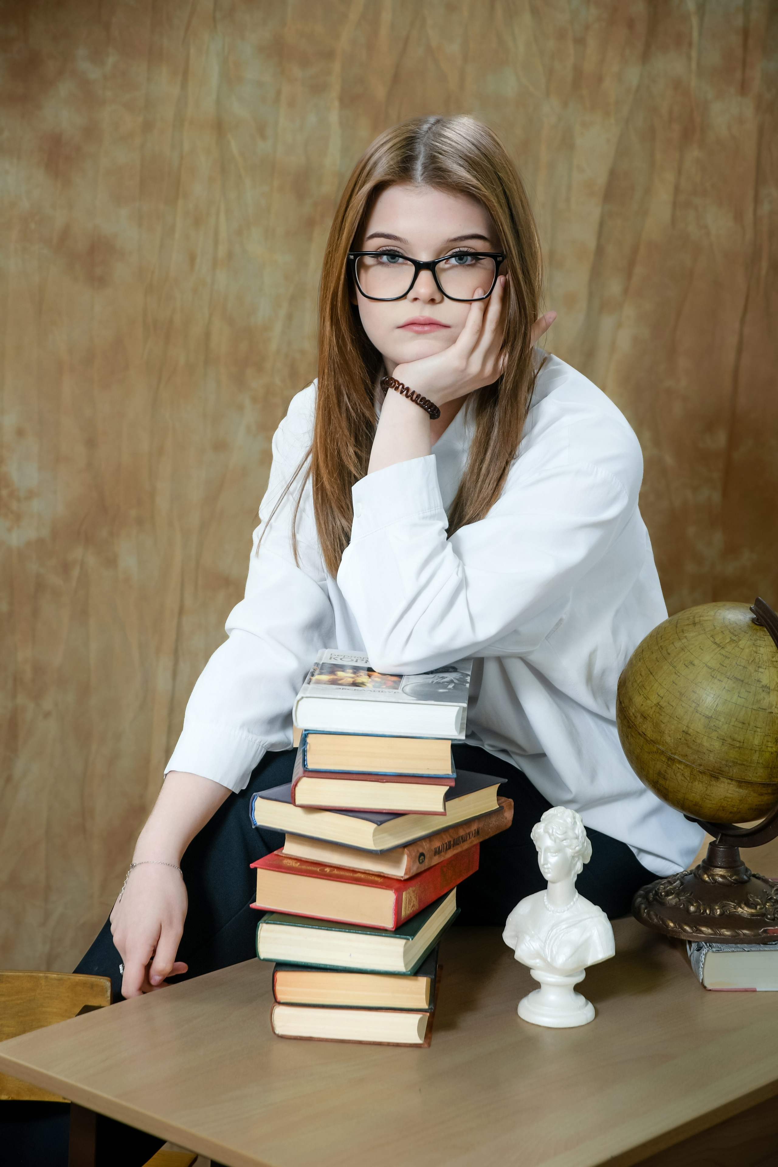 Студийная фотосессия для выпускного альбома в школе. Вячеслав Скрипник Фотограф Краснодар