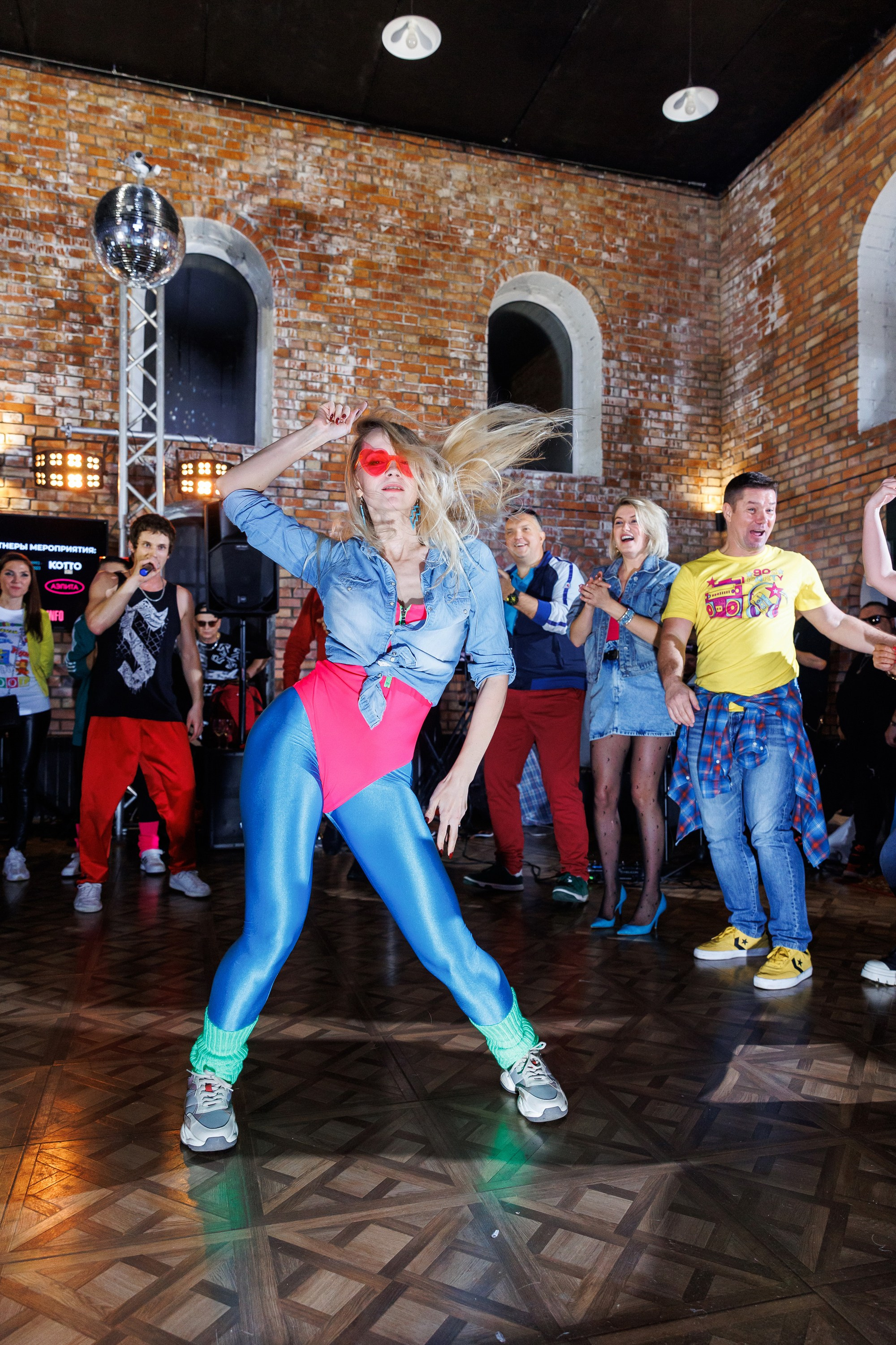 Вечеринка в стиле 90-х. Свадебный фотограф в Нижнем Новгороде и Москве Сергей Воробьев