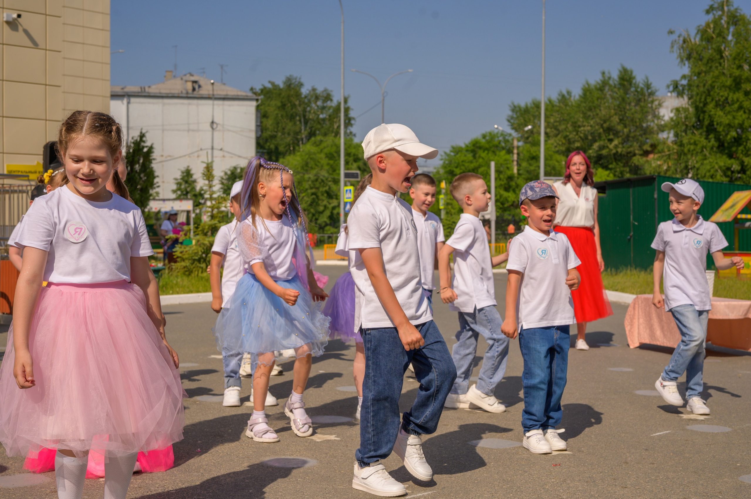 Репортаж выпускного группа «Фантазёры» 3 садик. Фотограф новорожденных, семейный детский в Тюмени Татьяна Морозова