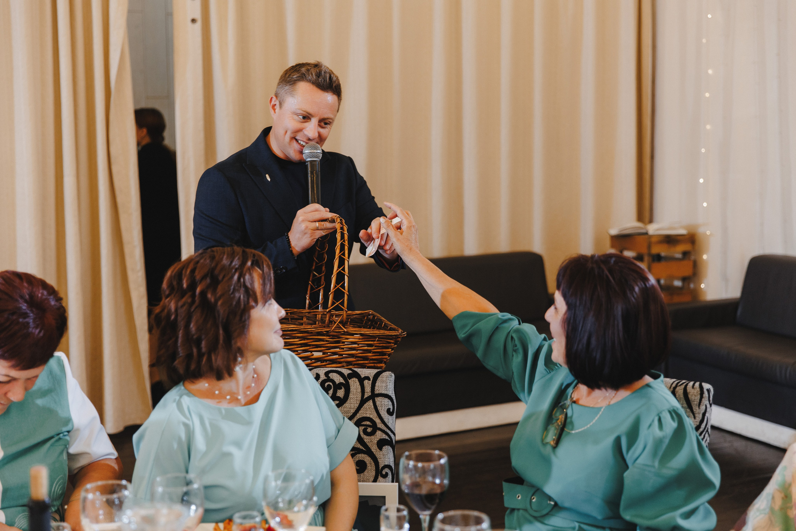 Анастасия и Иван. Свадебный и репортажный фотограф Евгений Петров