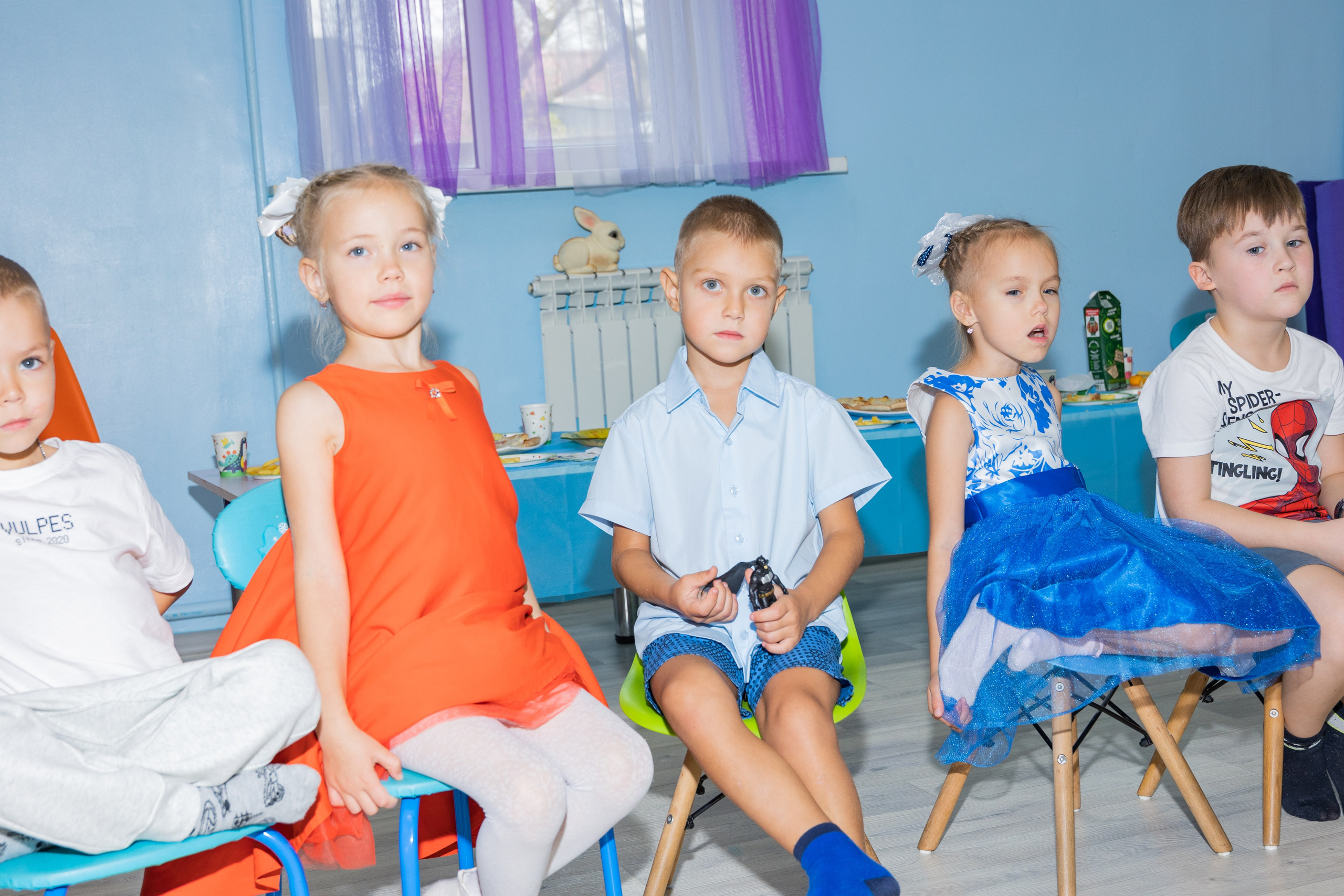 День Рождение в детском центре Качели. Выпускные альбомы во Владивостоке