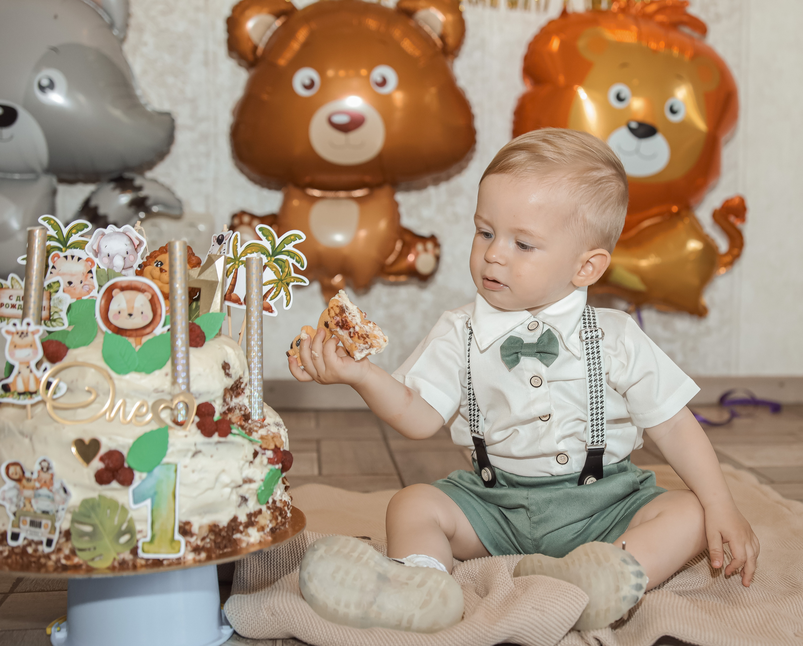 Годовасие Матвея. Детский и Семейный фотограф в Санкт-Петербурге. Детская Фотостудия «FAMILY STORY»