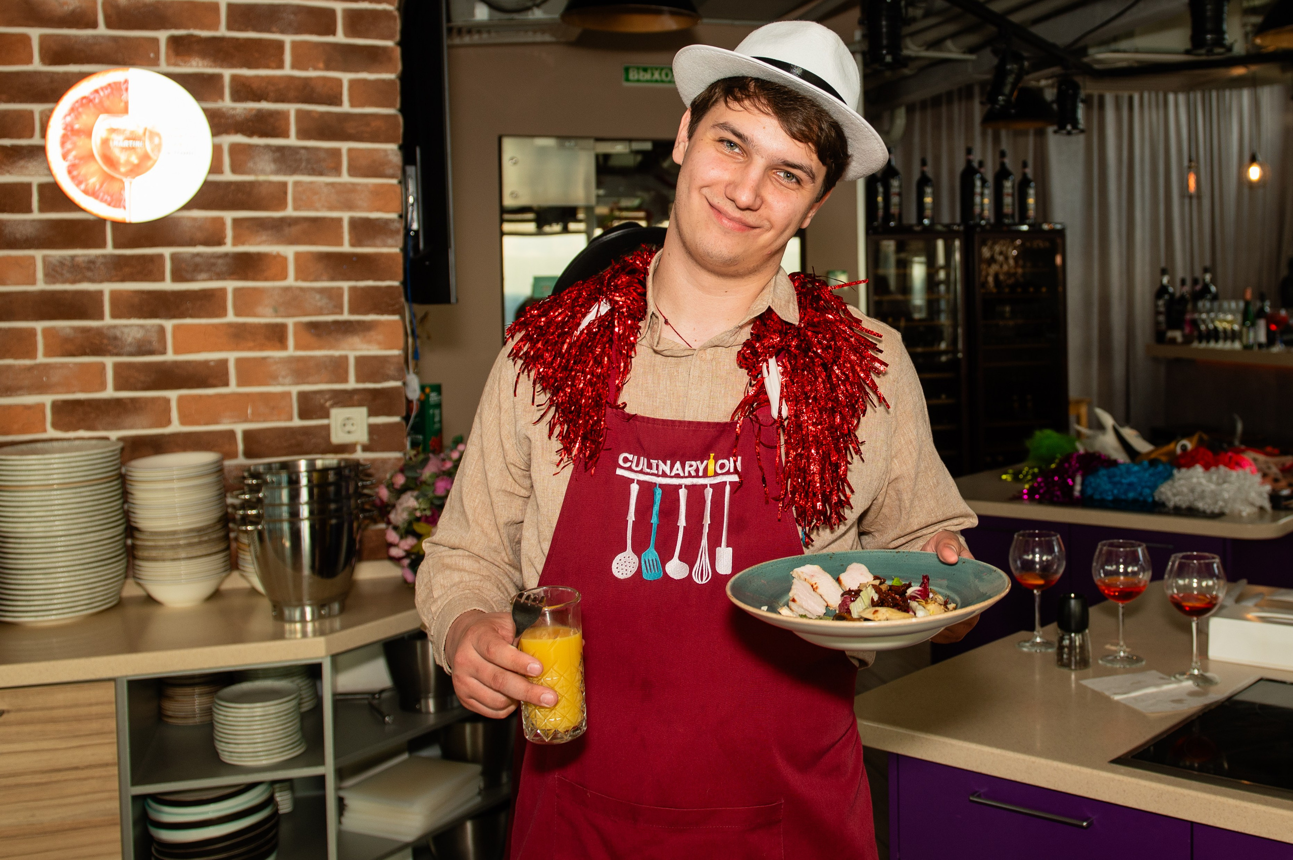 Корпорат теле 2. Профессиональный фотограф в Москве Александра Харламова