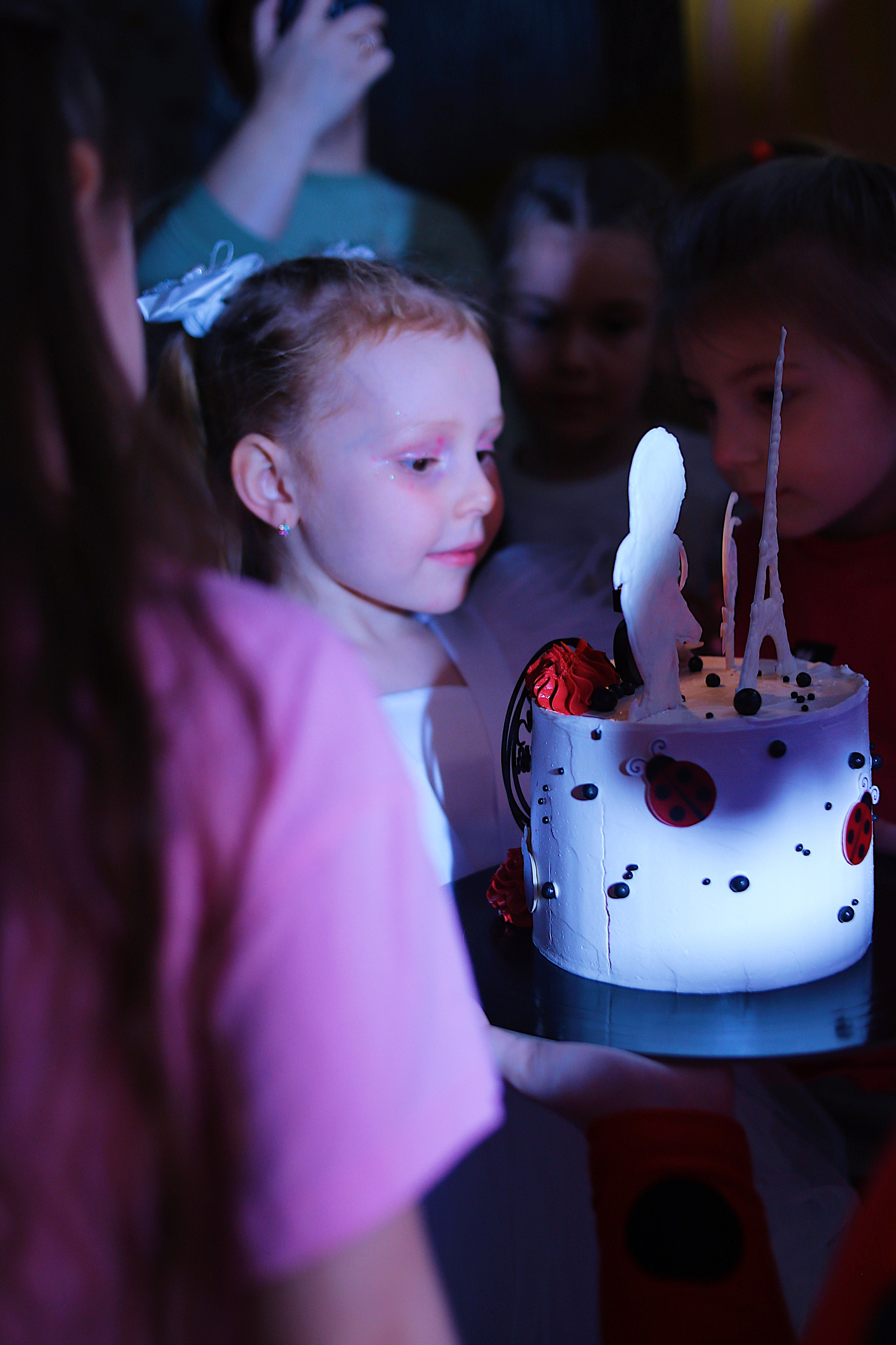 Василиса. 5 лет. Фотограф Пирумян Анна. г. Сургут, г. Воронеж