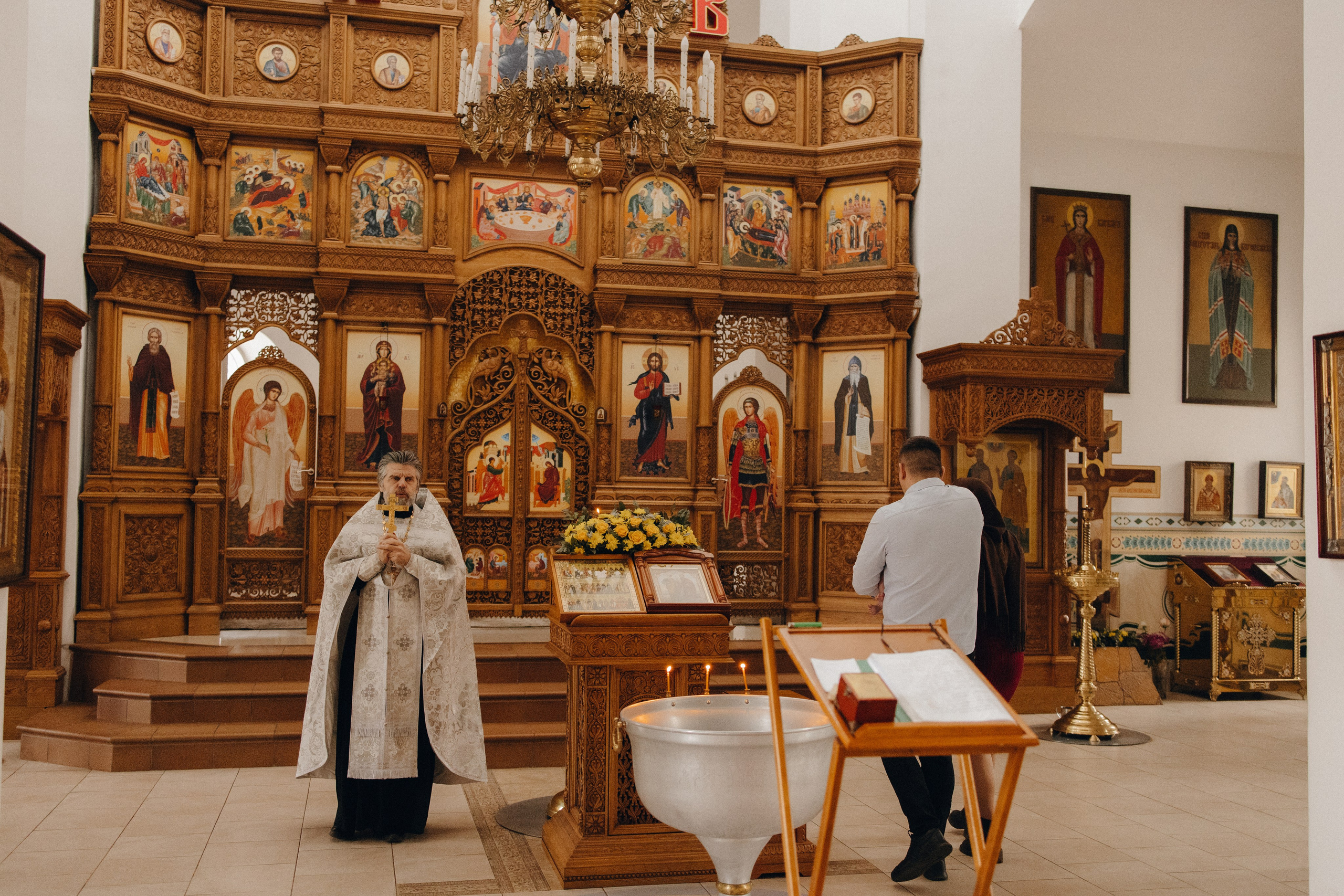 Съемка крещения в церкви св. апостолов Петра и Павла. Семейный и свадебный фотограф Воронеж Елизавета Федорова