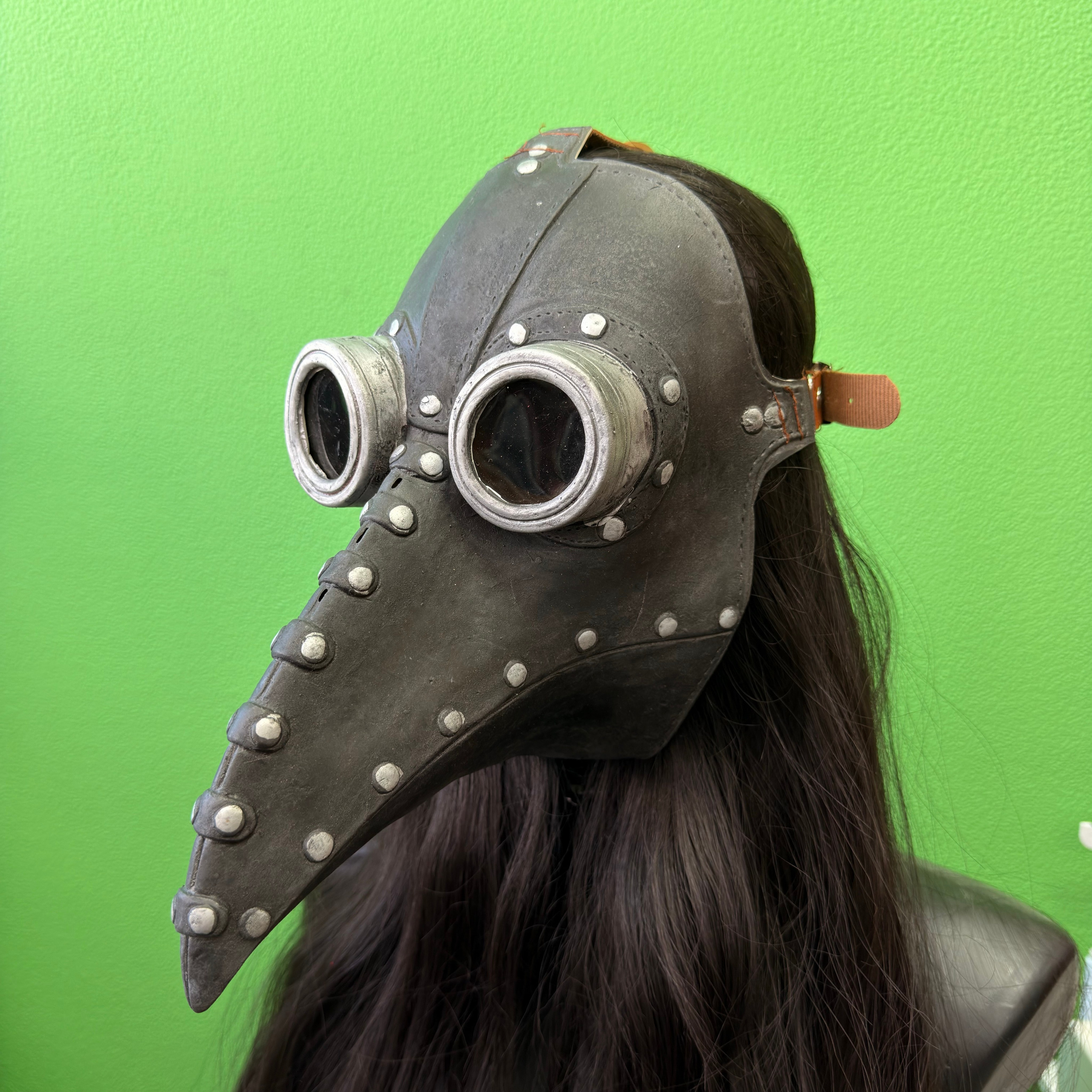 Маски в аренду. Аренда костюмов, платьев и реквизита для фотосессий на Камчатке