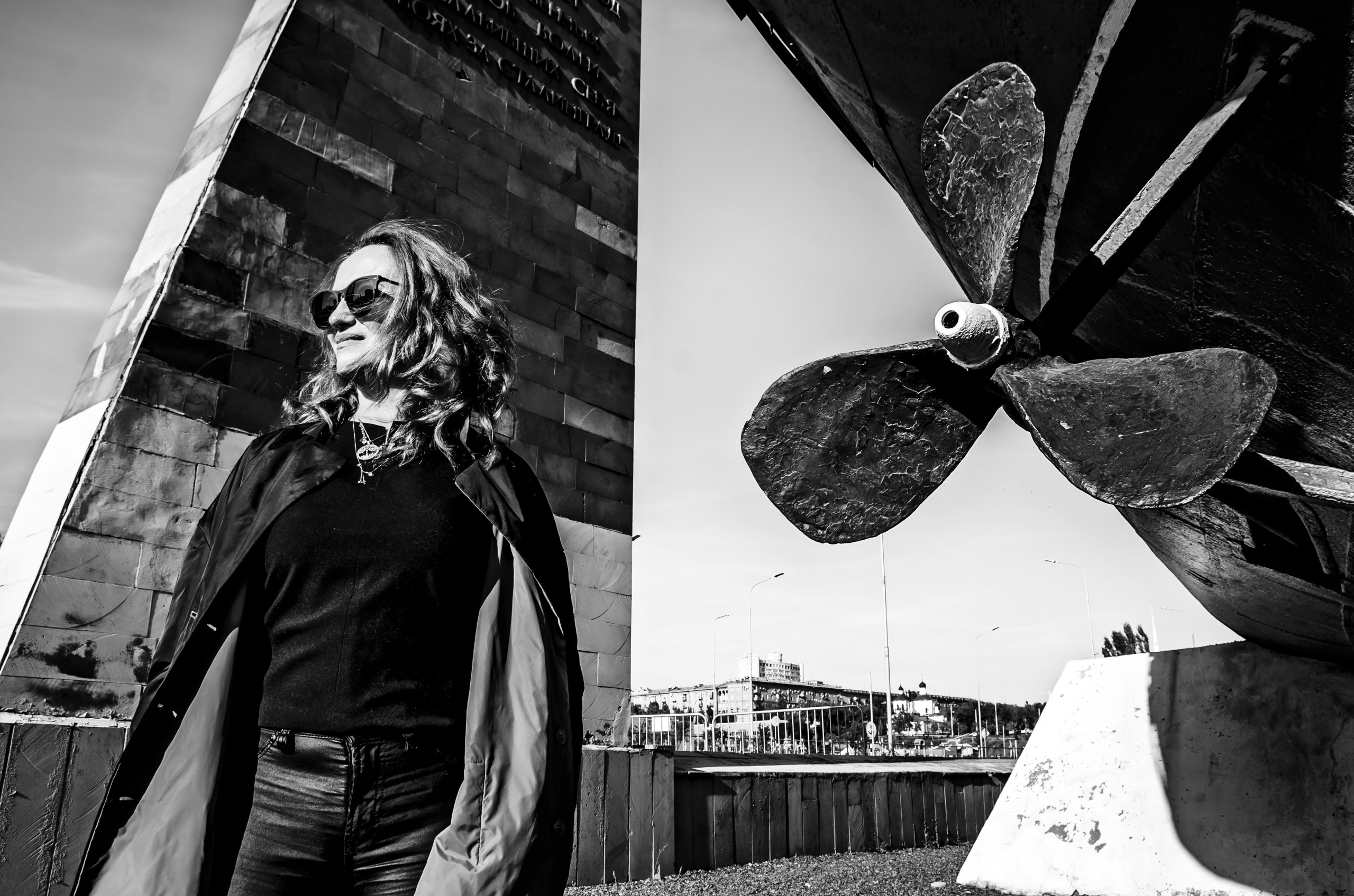 Ярослава. Спасибо за проявленный интерес к моему творчеству! Меня зовут Россохат