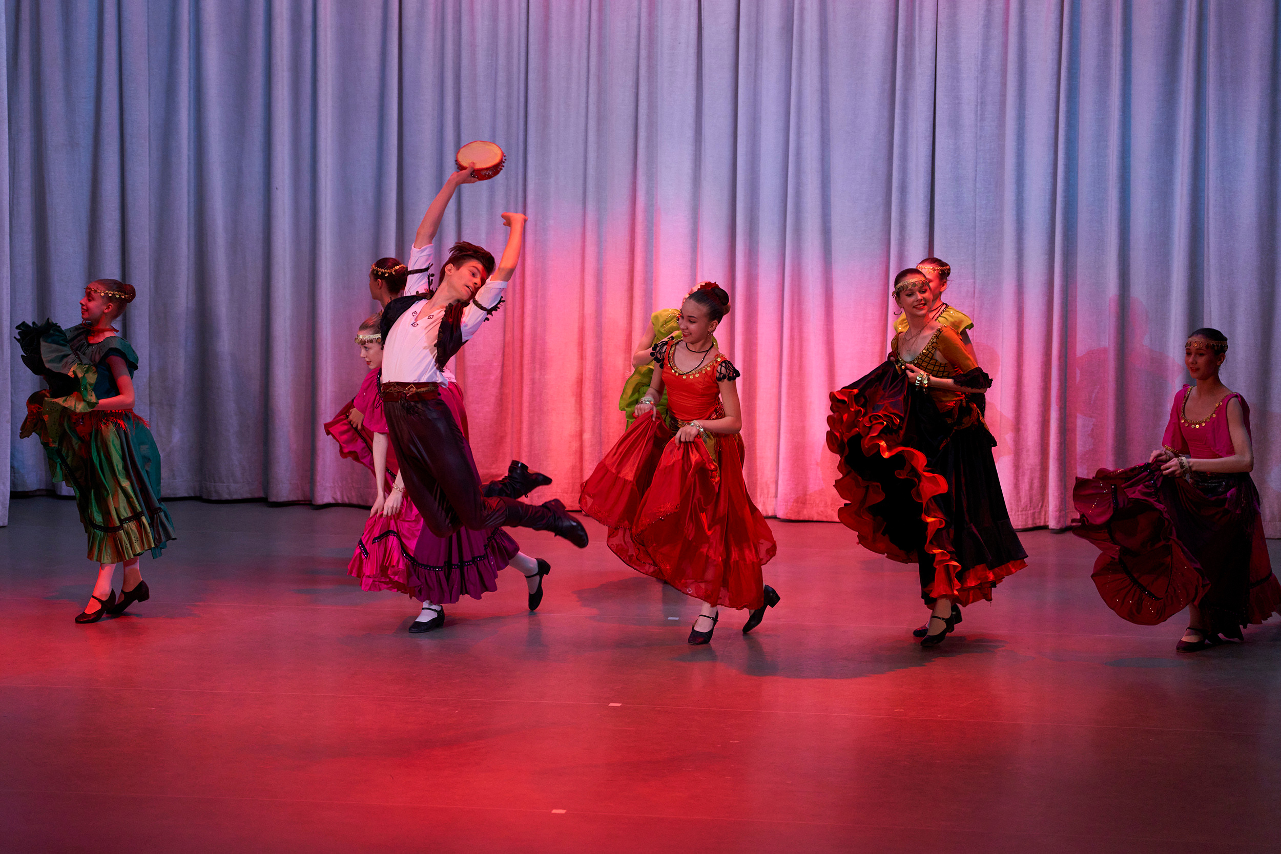 БАЛЕТНЫЙ РЕПОРТАЖ. Елена Кравченко, ФОТОГРАФИКА