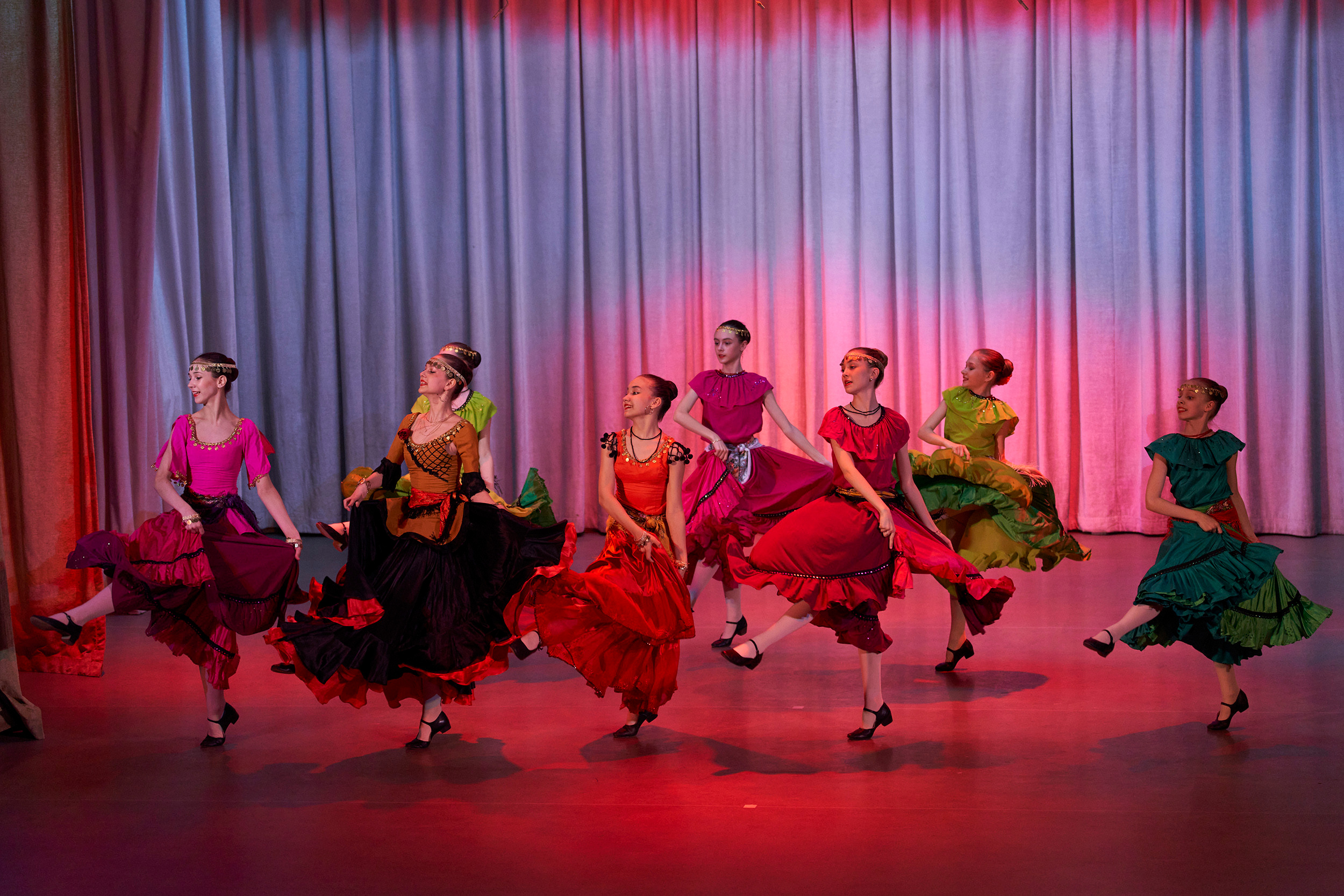 БАЛЕТНЫЙ РЕПОРТАЖ. Елена Кравченко, ФОТОГРАФИКА