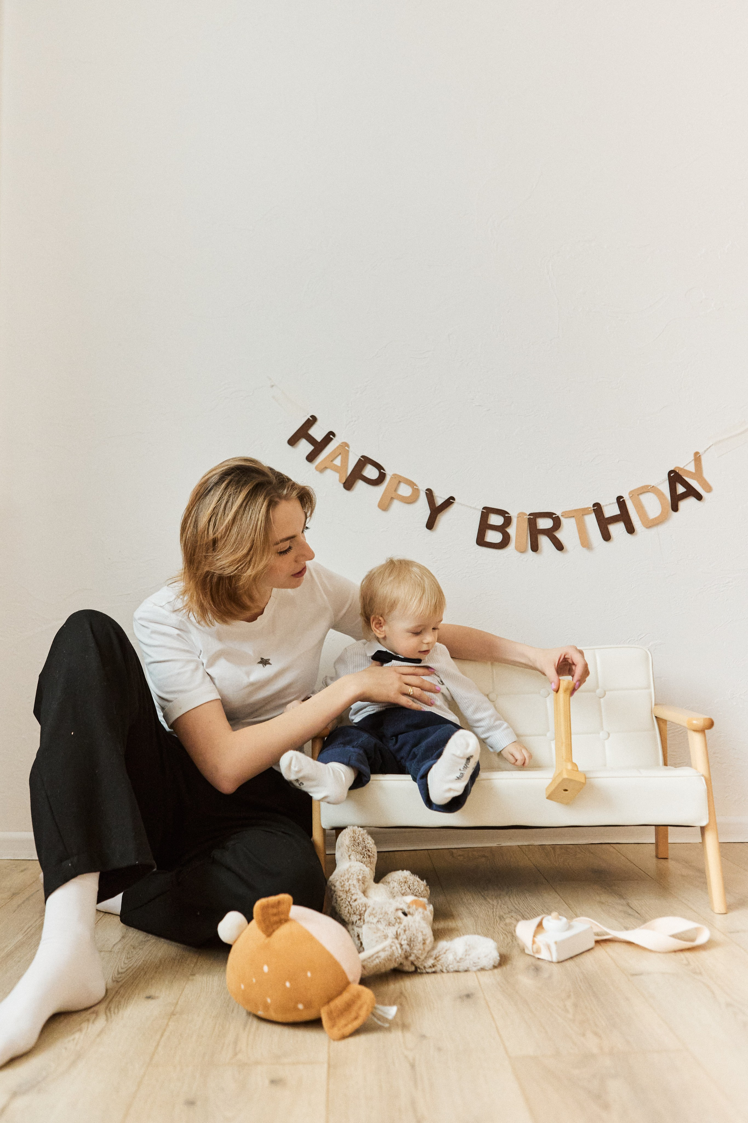 семейная фотосессия, фотограф Москва, фотограф в Москве, фотосессия с детьми, семейная фотосессия в студии, фотосессия на день рожденья, семейный фотограф, фотосессия в подарок, часовая фотосессия, идеи для семейной фотосессии, позы для семейной фотосессии, образ для семейной фотосессии, стилизация семейной фотосессии, семейная фотосессия в студии, семейная фотосессия на улице, фотосессия в студии с детьми, новогодняя фотосессия, фотосессия мамы и сына