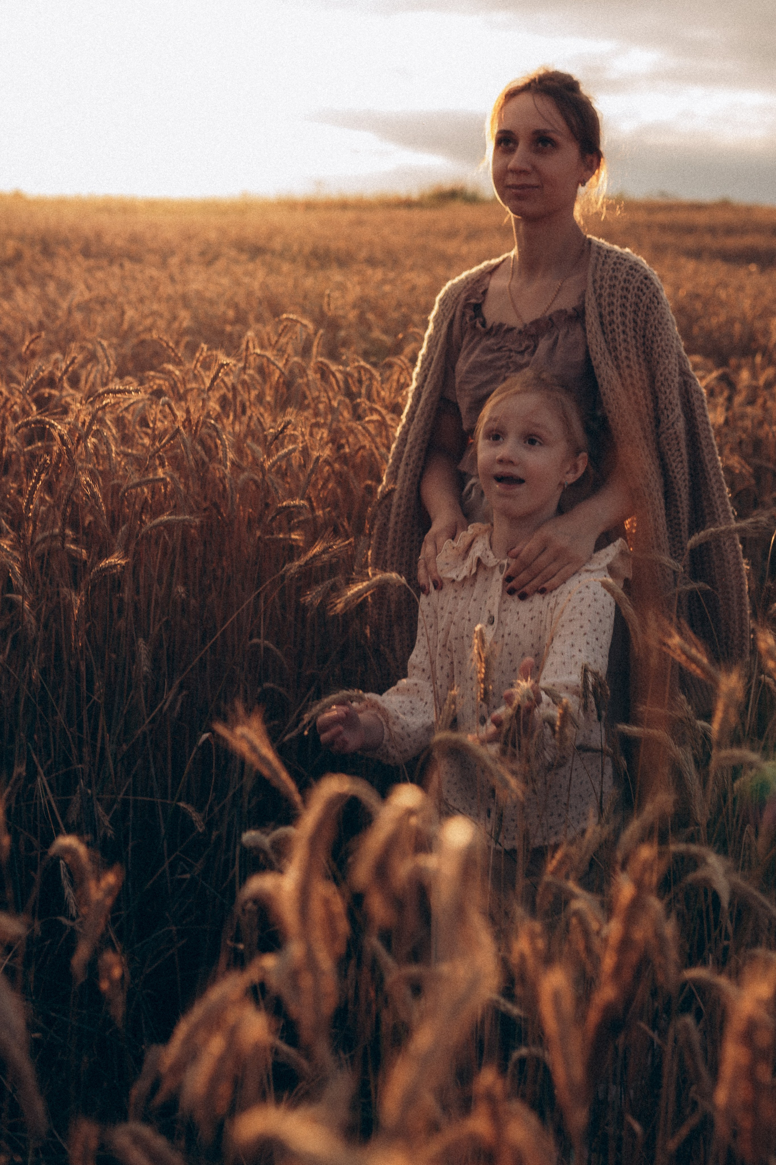 Алёна и семья. Фотограф Торопец Кристина Абрамова Kanwellia photography