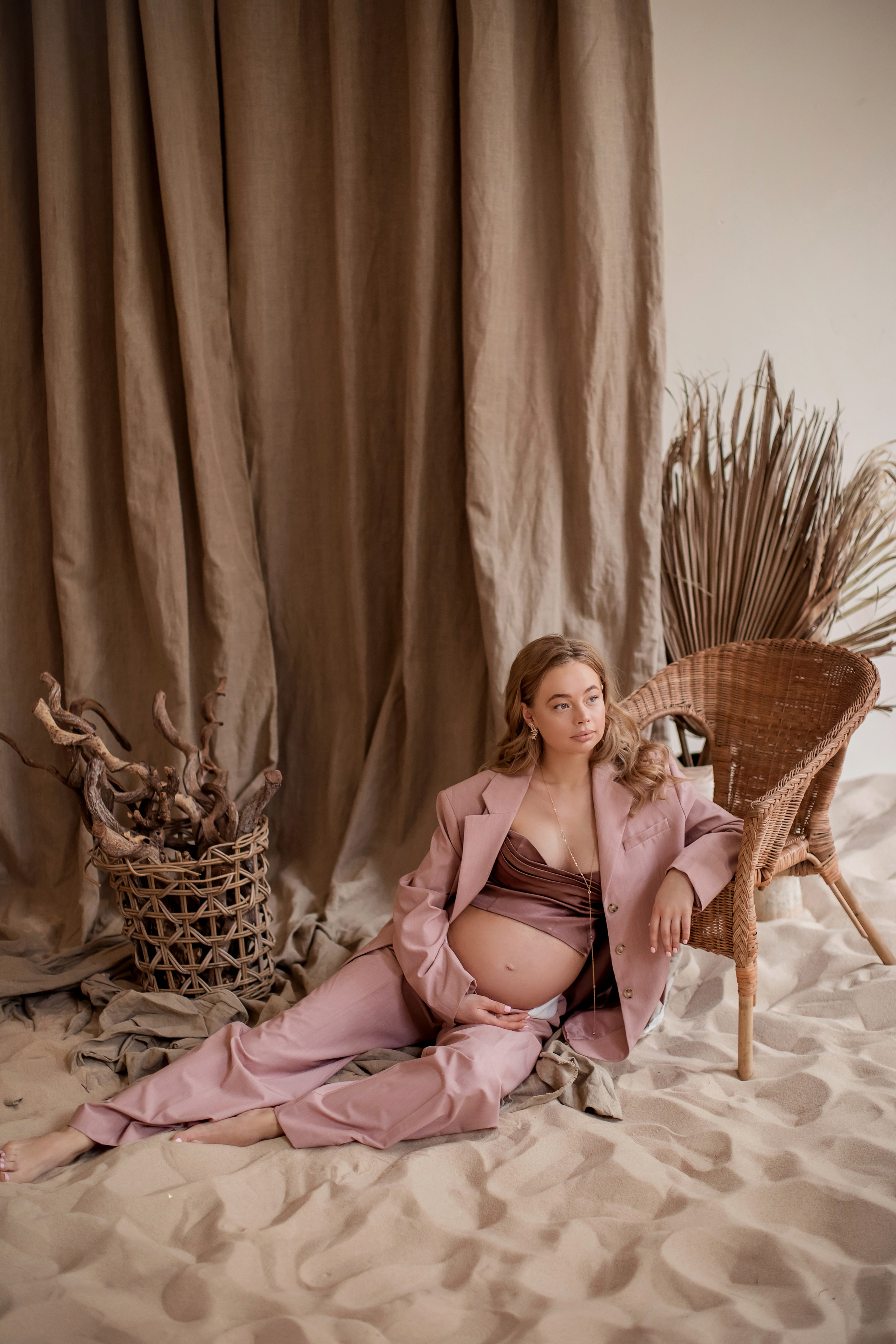 Беременность и женский портрет. Семейный фотограф в Москве