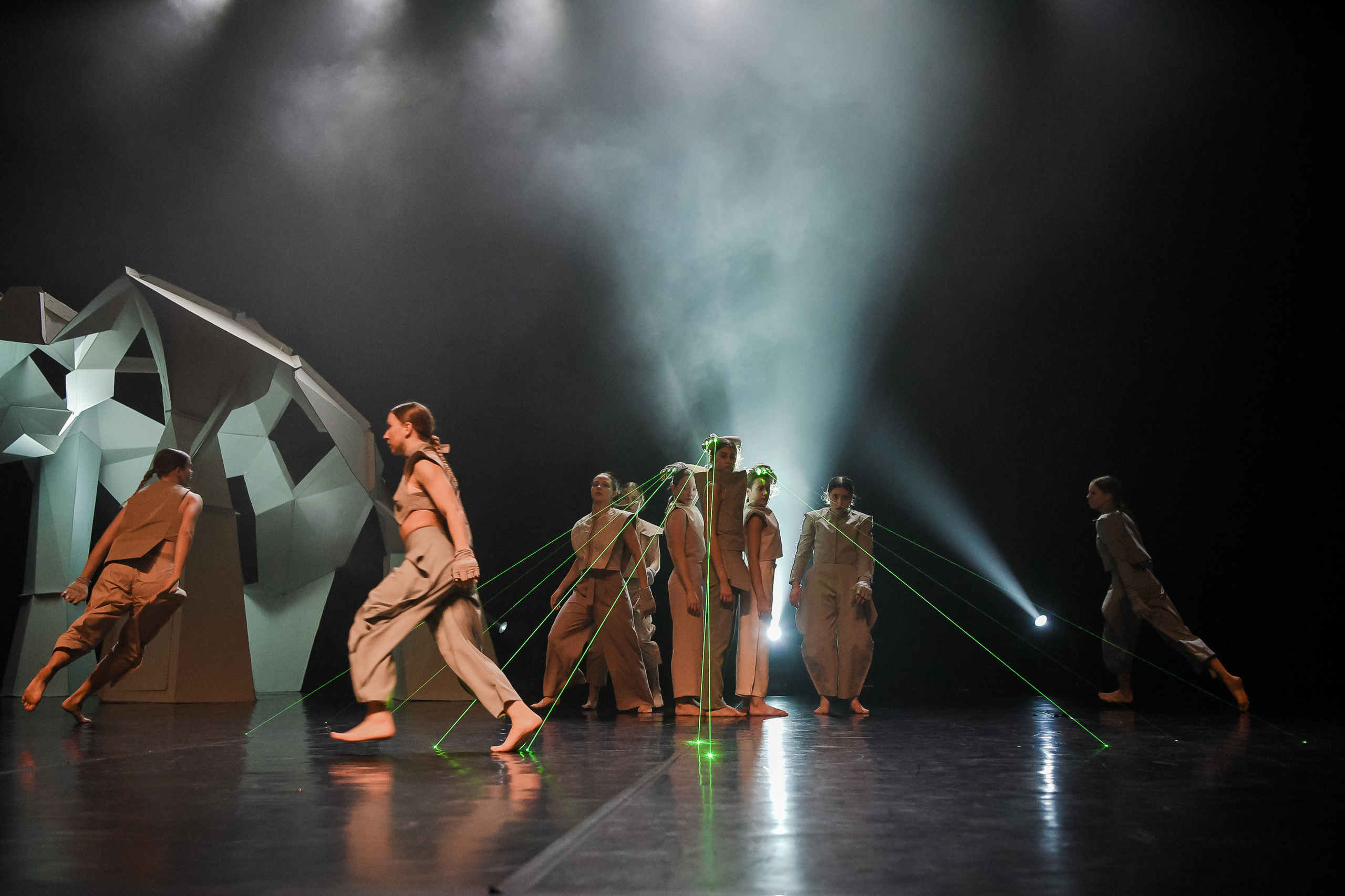 Планета 1.61. Репортажный фотограф в Санкт-Петербурге Алексеева Дарья