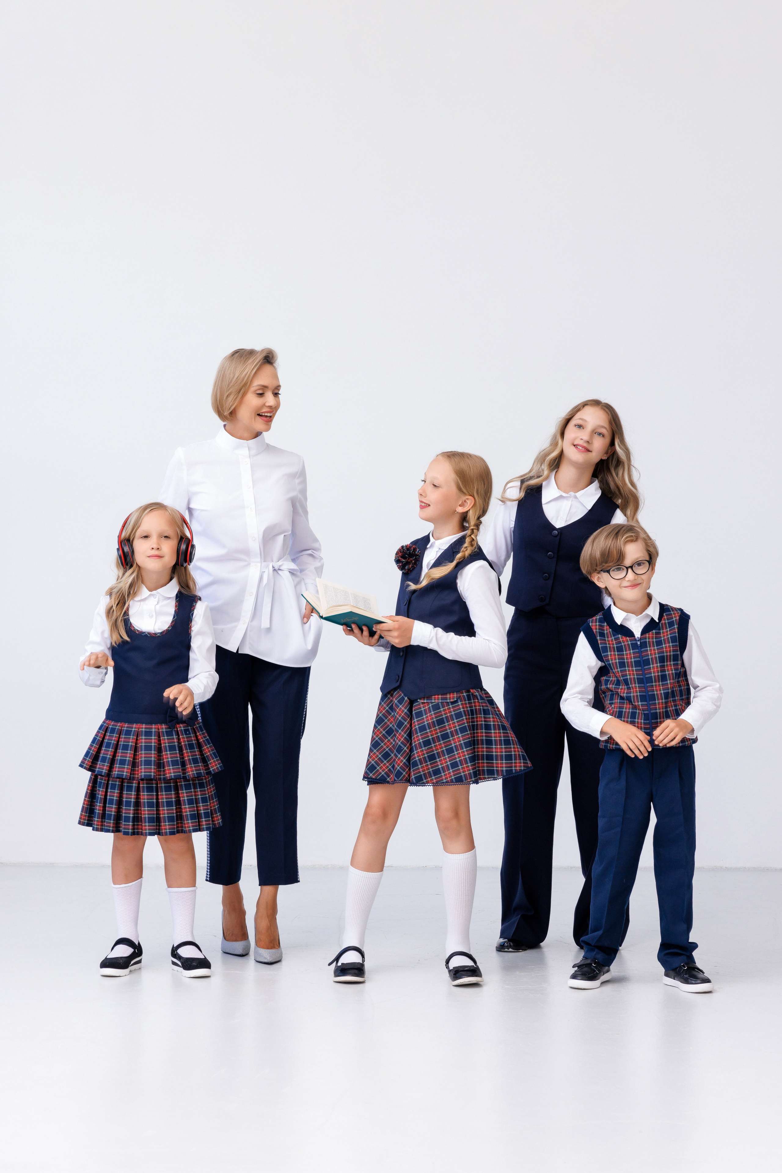 Школьная форма. Фотограф Виталий Хайлов, Екатеринбург