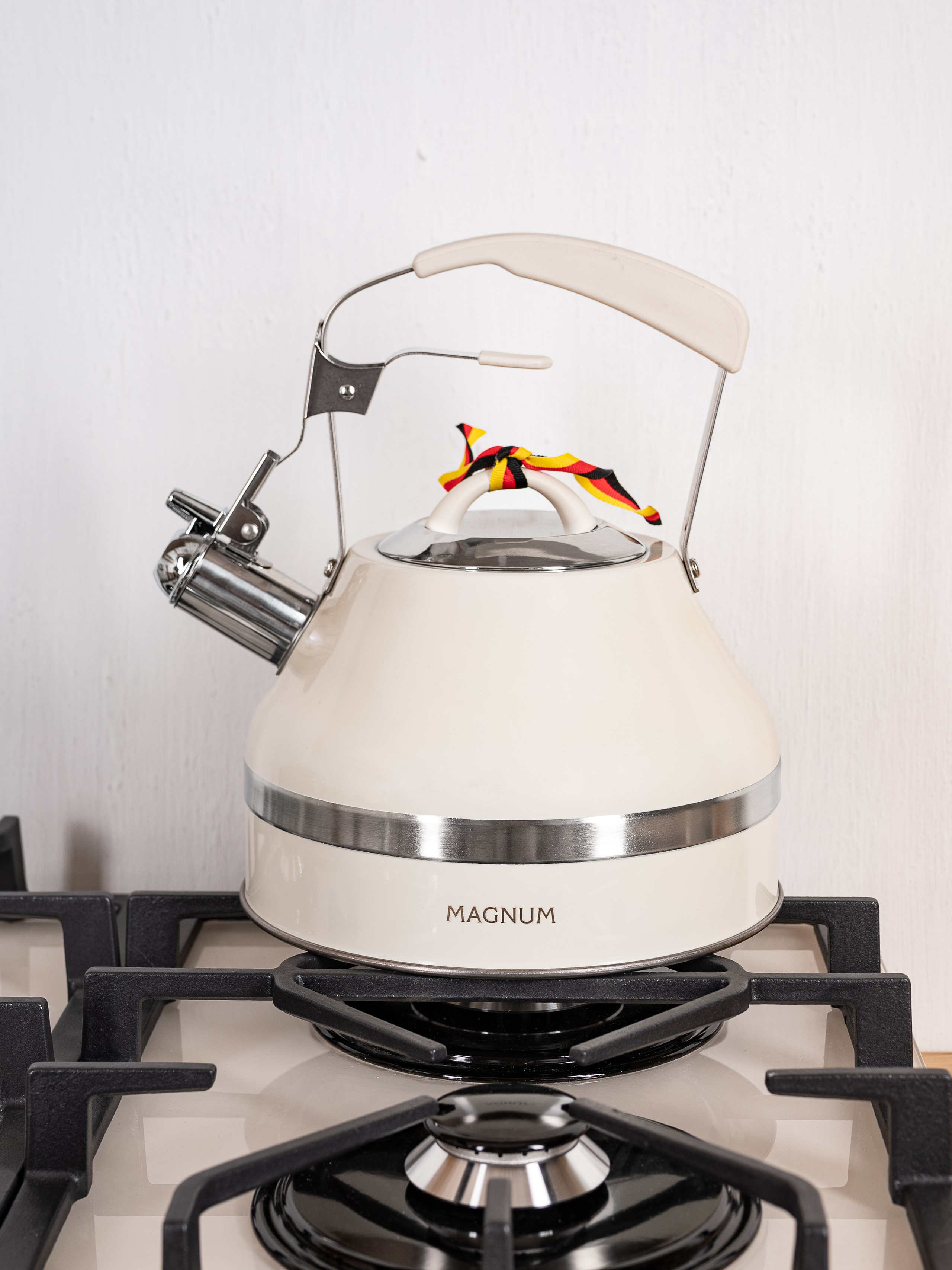 Чайники керамические серия 2. Предметный фотограф, фото для маркетплейсов Пятигорск, КМВ