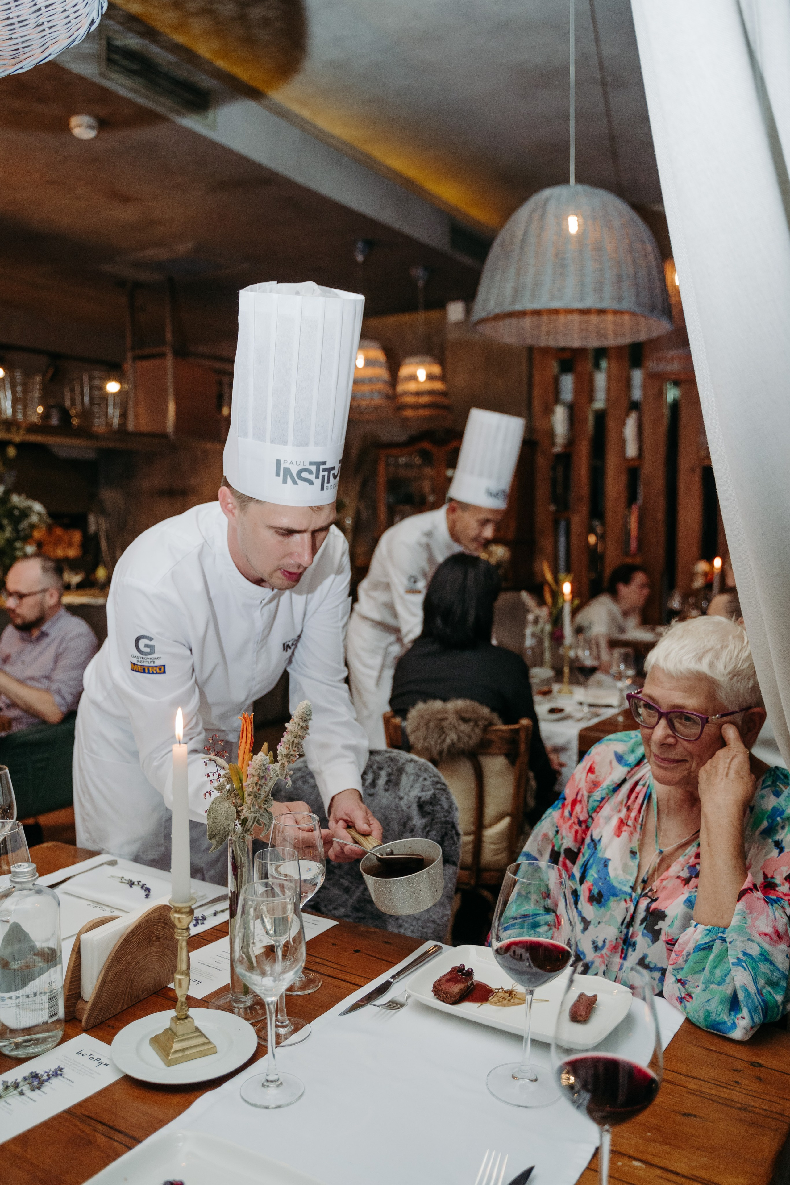 Открытый ужин с Mishlen Шеф Поварами. Репортажный и свадебный фотограф в Москве Рая Небогатова