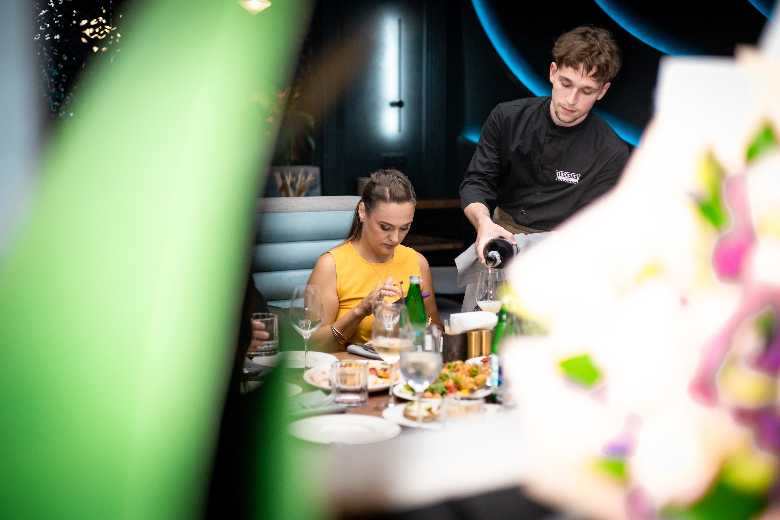 День рождения в ресторане Тургенев Таганрог. Фотограф Наталья Матвеева