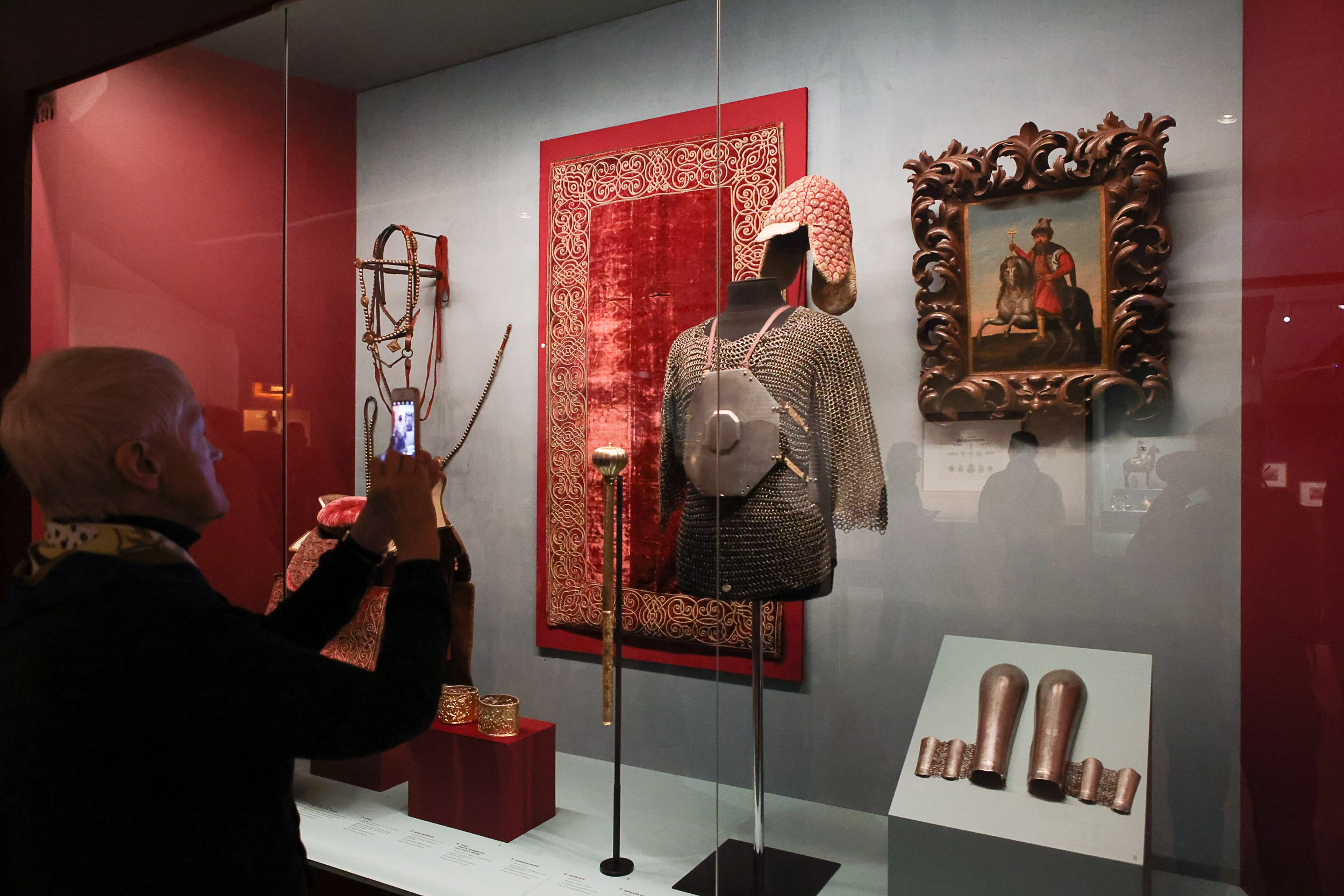 Кремль. Любители родной истории. Репортажный, архитектурный, театральный и файн-арт фотограф Лена Мельникова в Москве