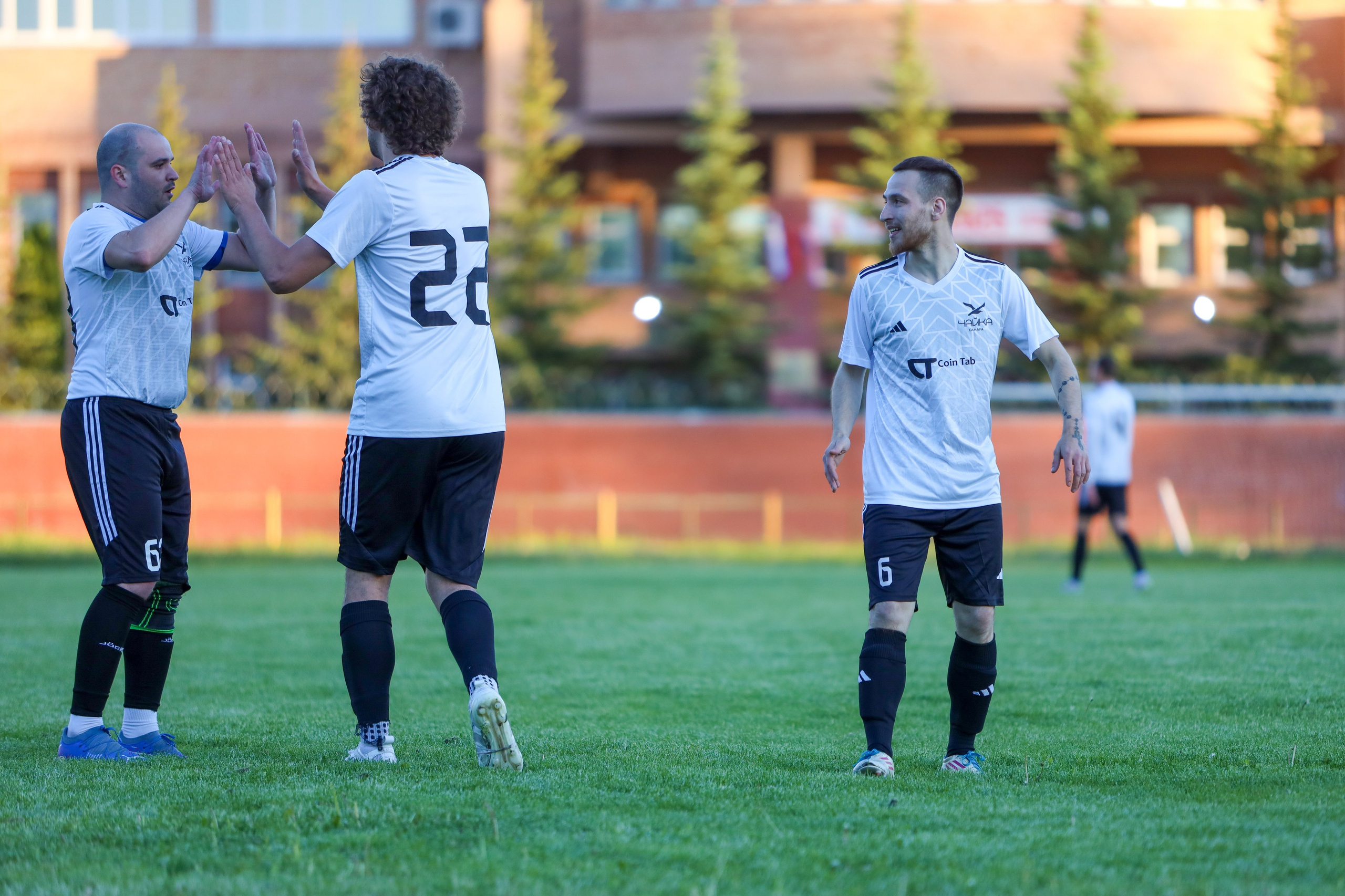 Чайка — Торпедо. Взрослое первенство города по футболу. Спортивный фотограф в Самаре