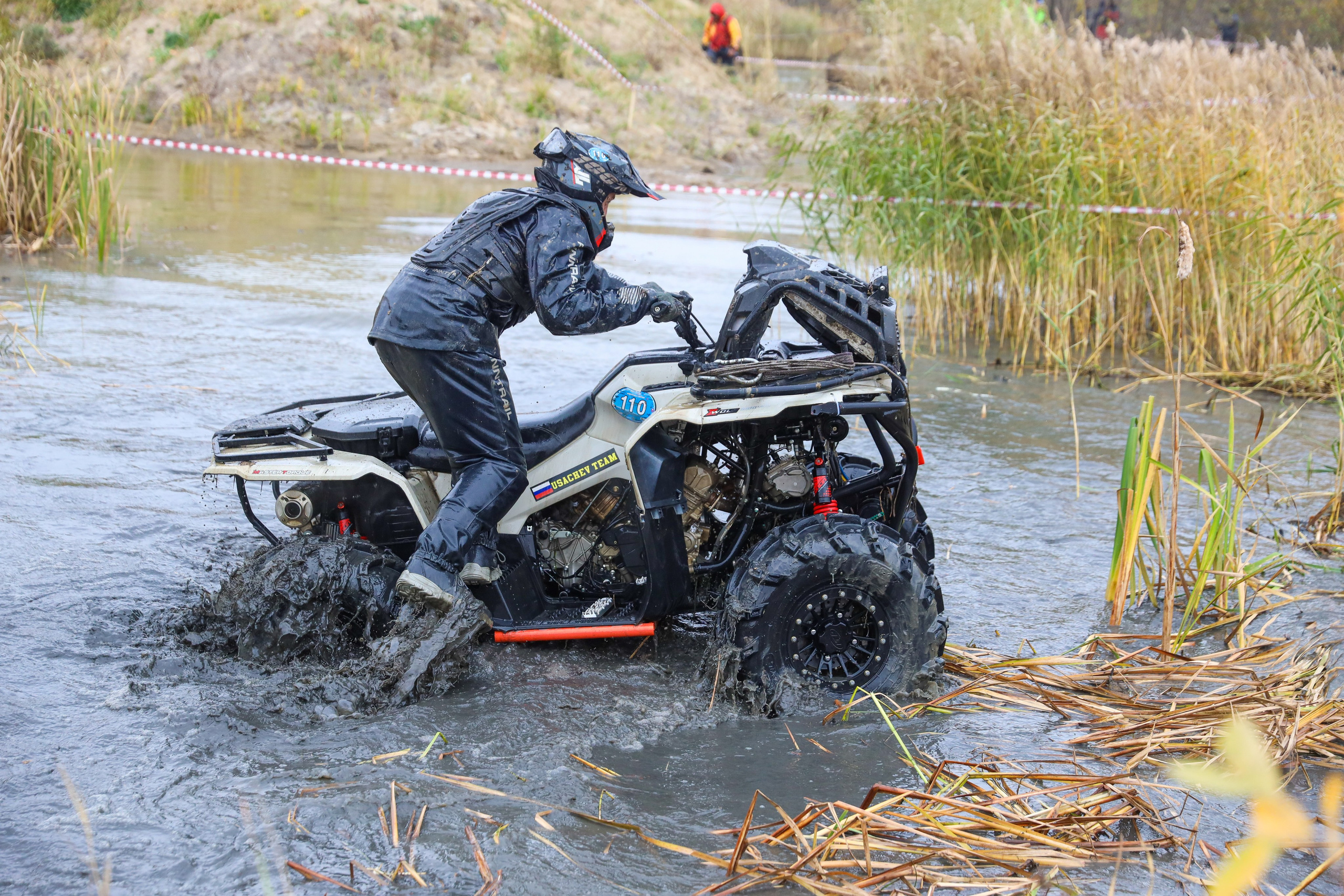 Гонки на квадроциклах Грязевое кольцо. Спортивный фотограф в Самаре