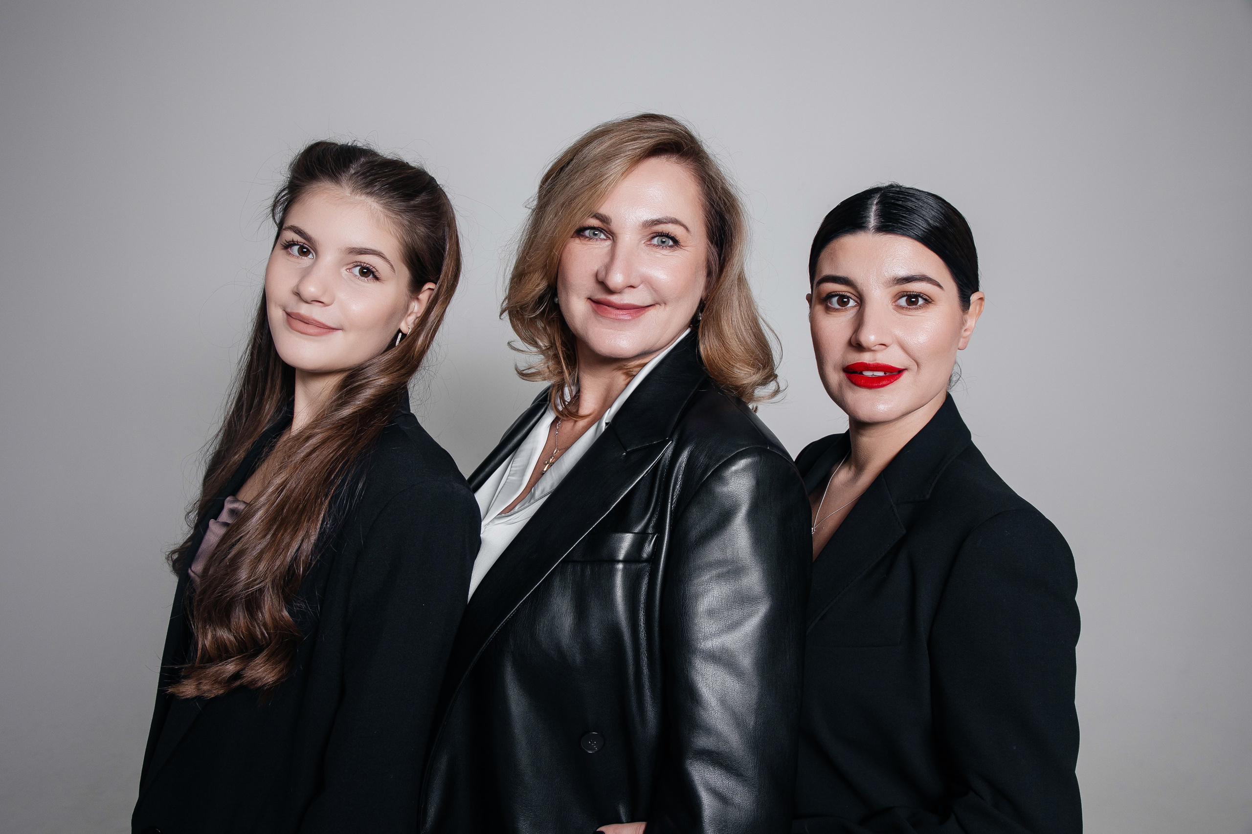 Юлия, Светлана, Александра. Фотограф Денис Лесковский (Тюмень)