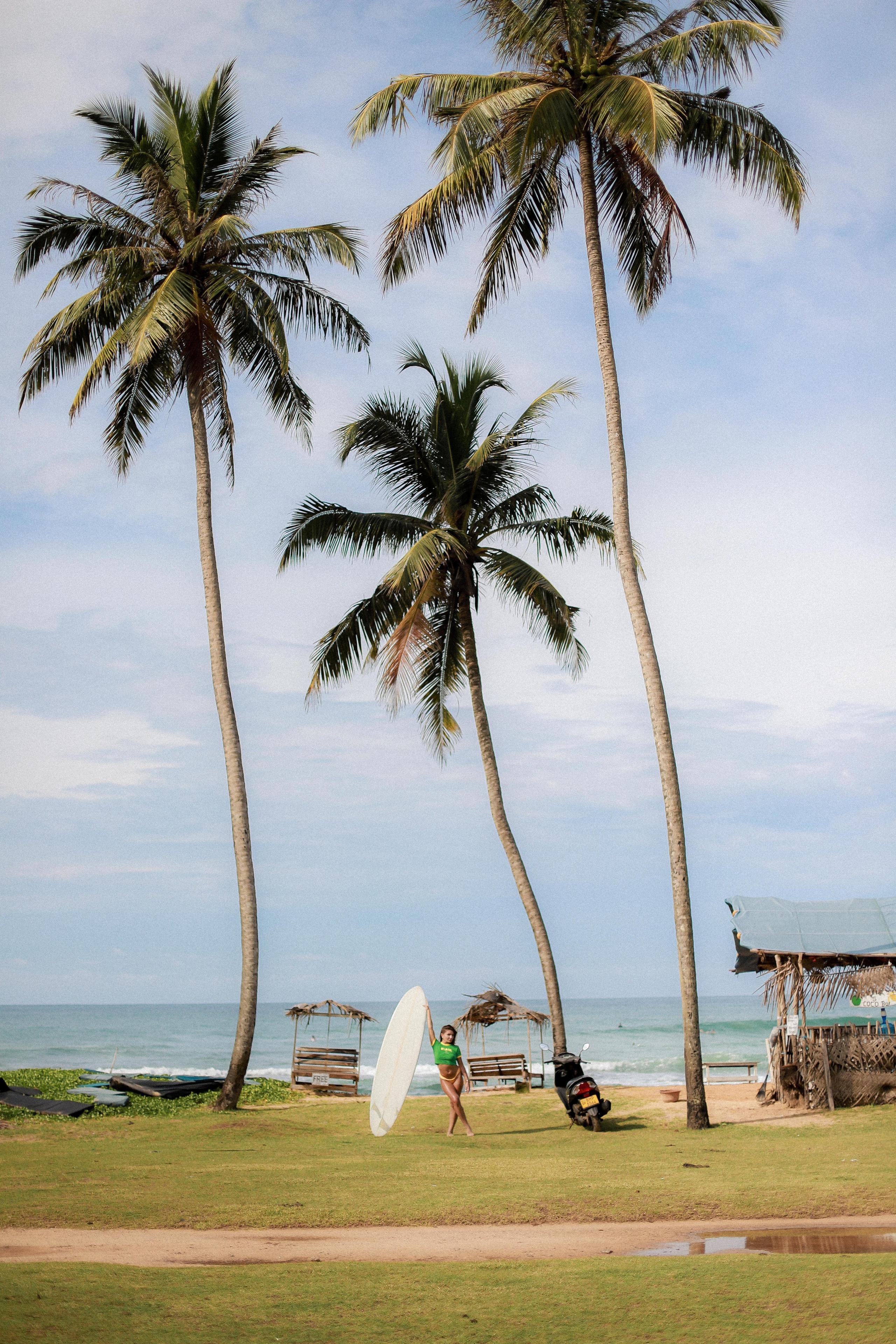 Съемка серфинга на Шри-Ланке с доской Channel Islands | Динамичные кадры на воде. Фотограф на Шри-Ланке