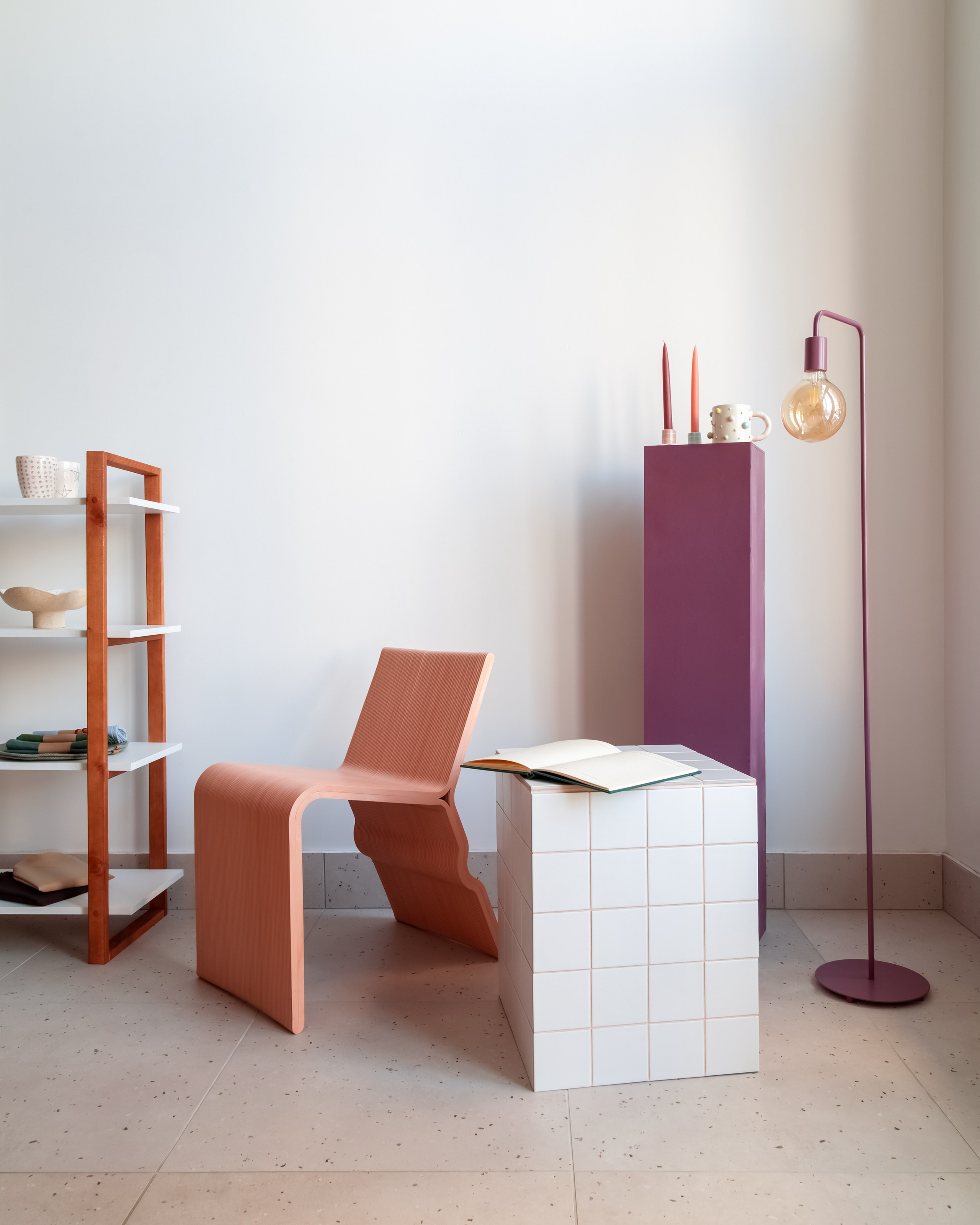 Корнер упаковки подарков Paper Yes Paper. Дизайнер интерьеров