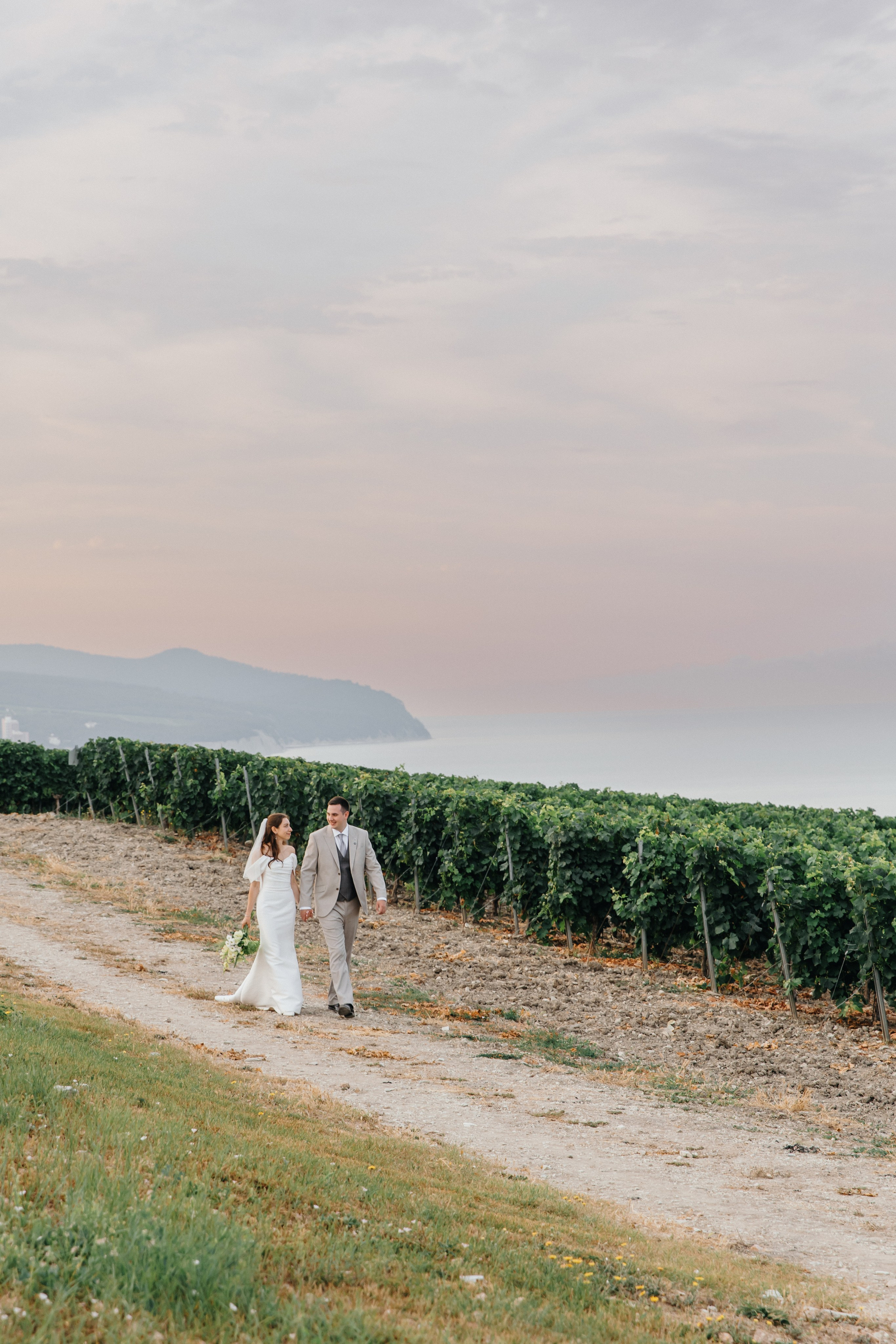 Юля и Дёма (камерная свадьба). Свадебный фотограф и видеограф Когай Дмитрий и Юлия