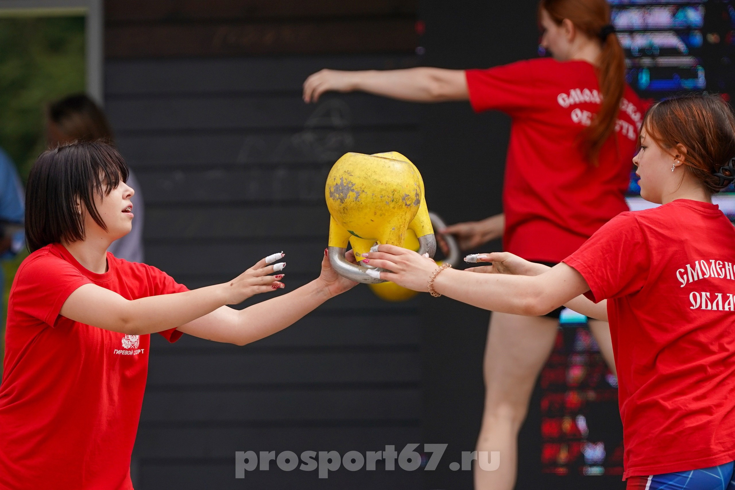 Гири. Спортивный фотограф Олег Медведев | prosport67 | Смоленск