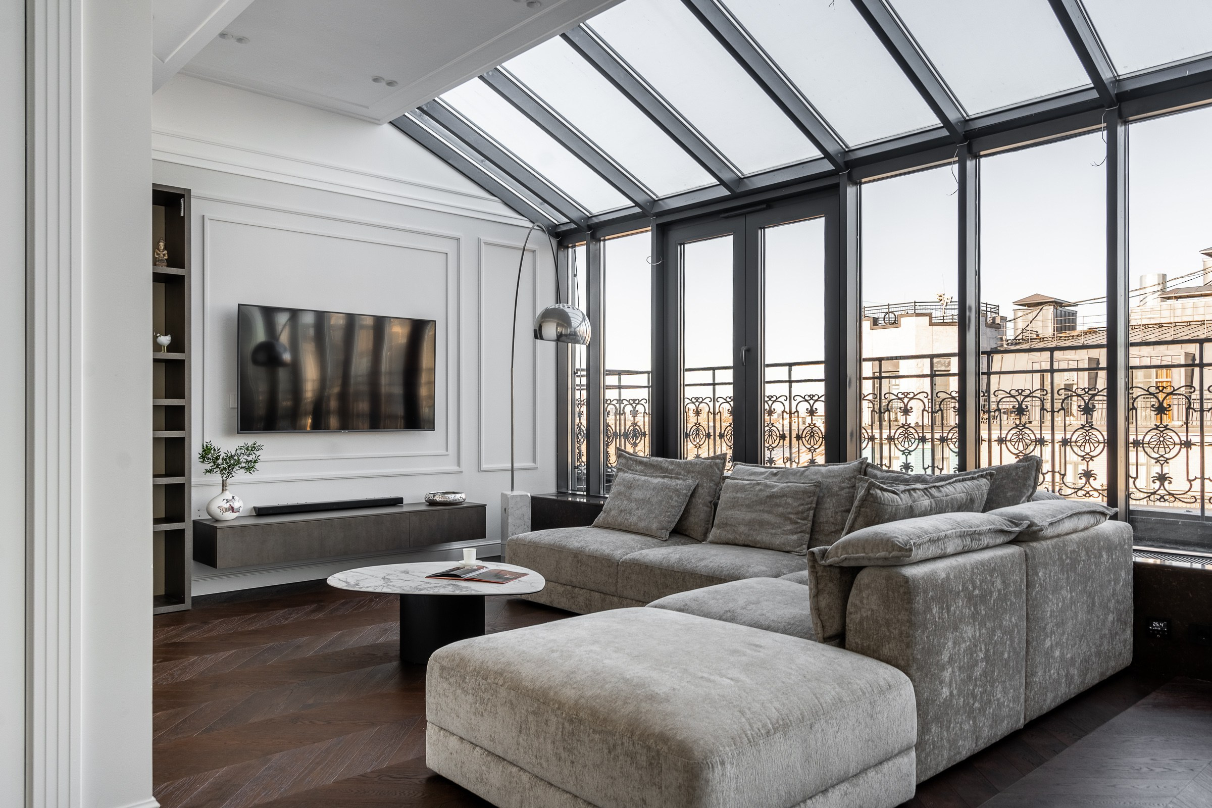 Предпродажная подготовка квартиры на Кирочной с хоумстэйджингом