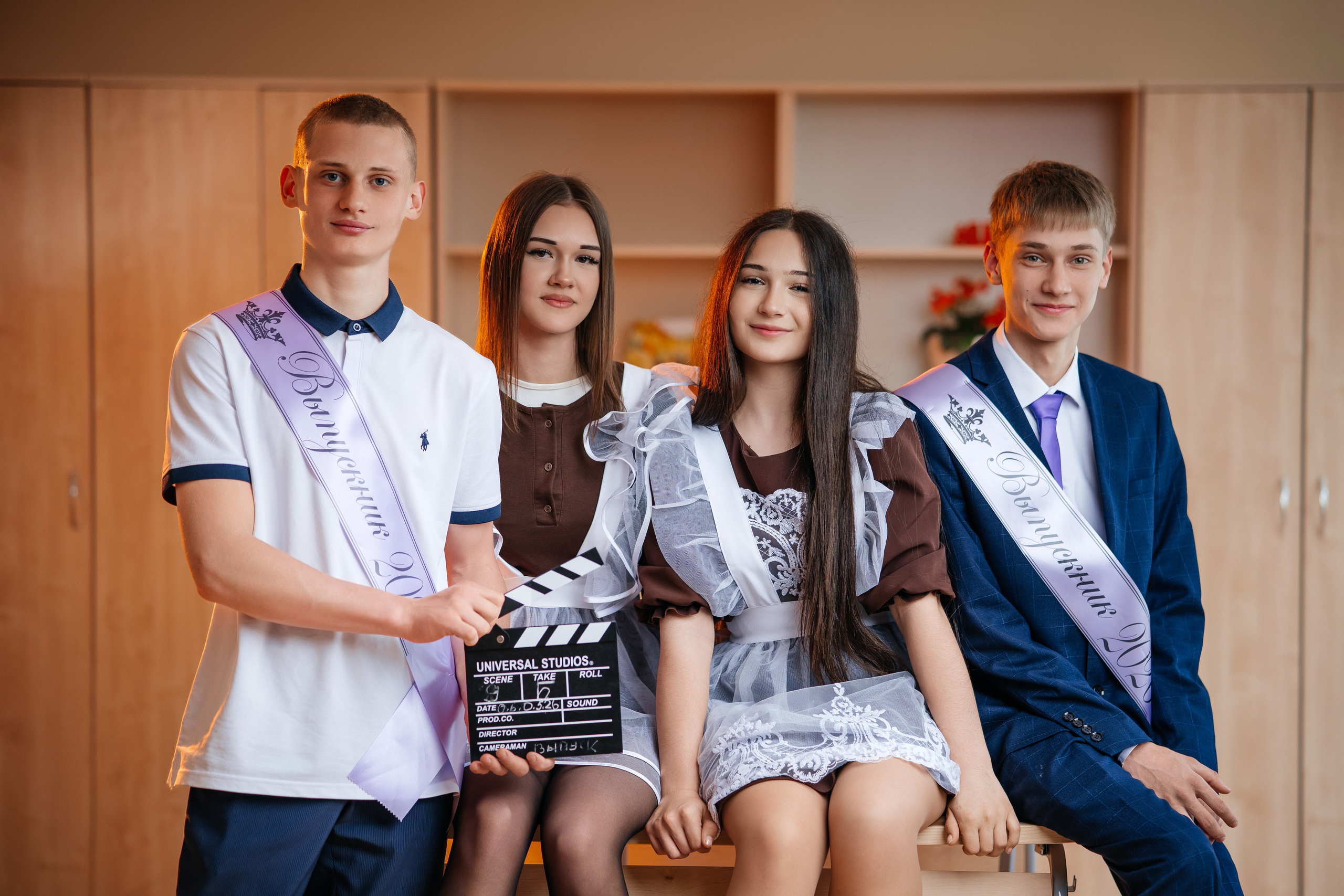 Драйвовый девятый. Школьный фотограф в Валуйках. Фотосессии для выпускников и изготовление выпускных альбомов в городе Валуйки и в Белгородской области