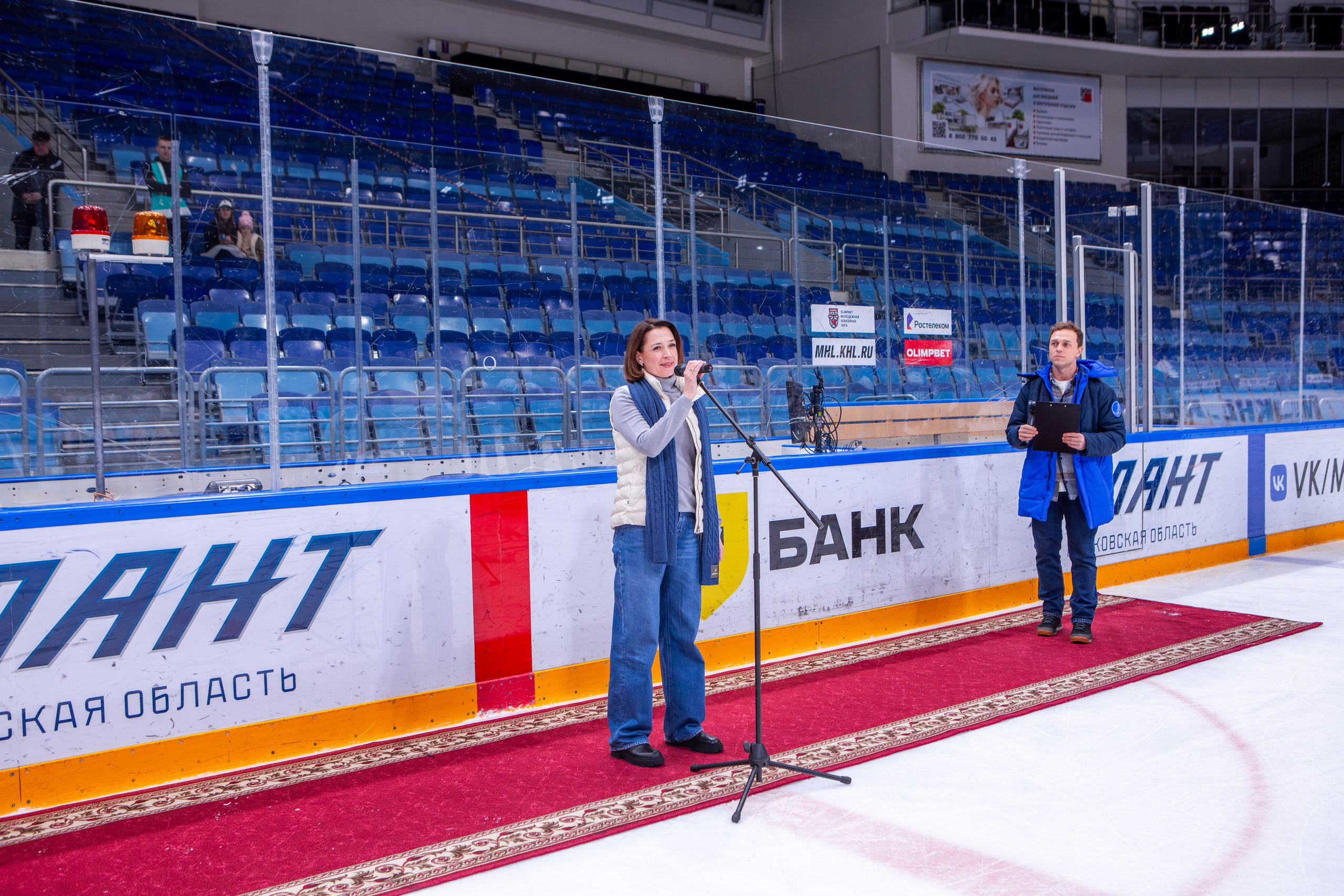 Чемпионат по хоккею. Репортажный, семейный, свадебный, портретный фотограф