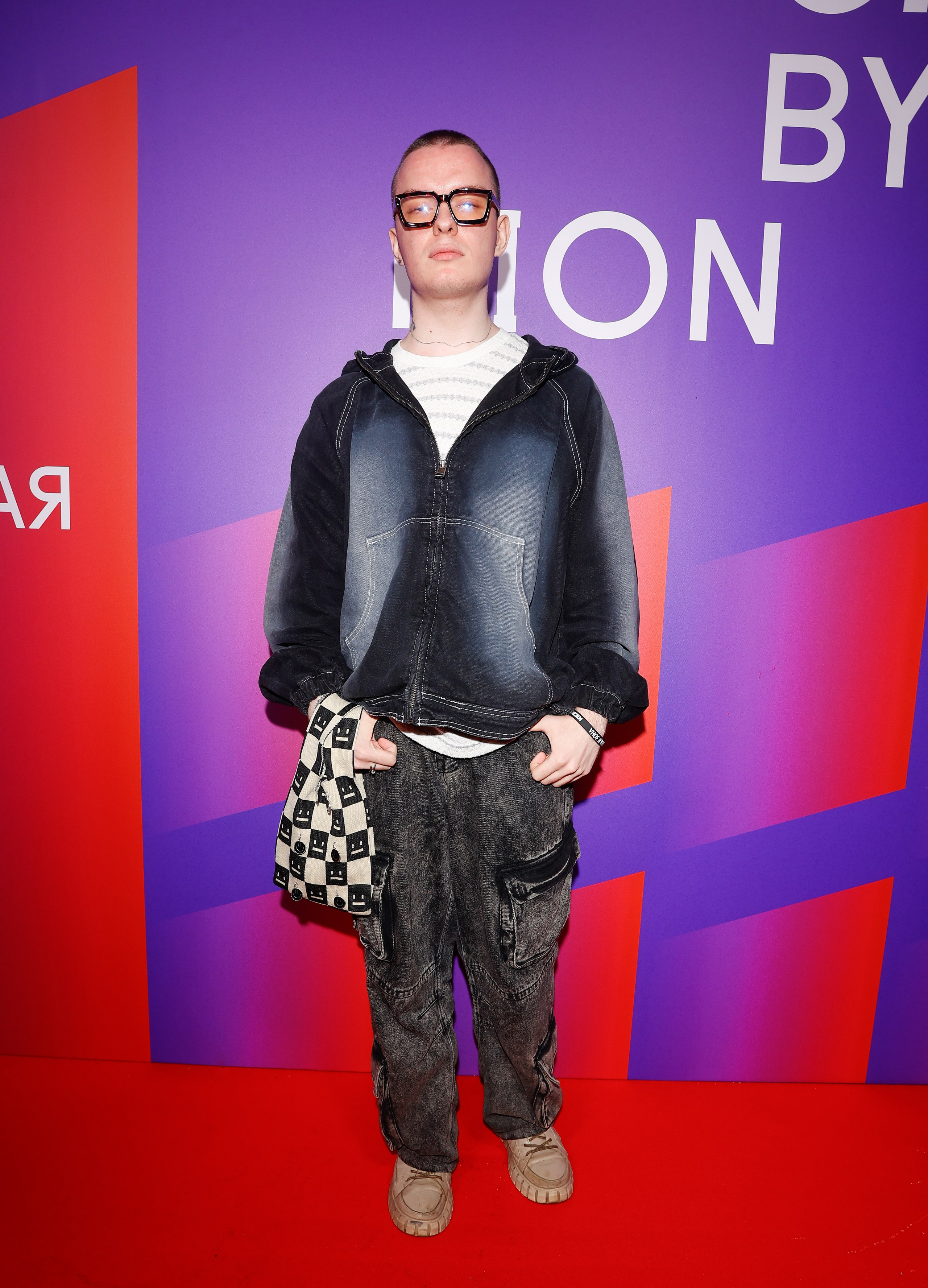 ТЕАТРАЛЬНАЯ ЗОНА | СТРЕЛКА | KION. Nikolskayasecular