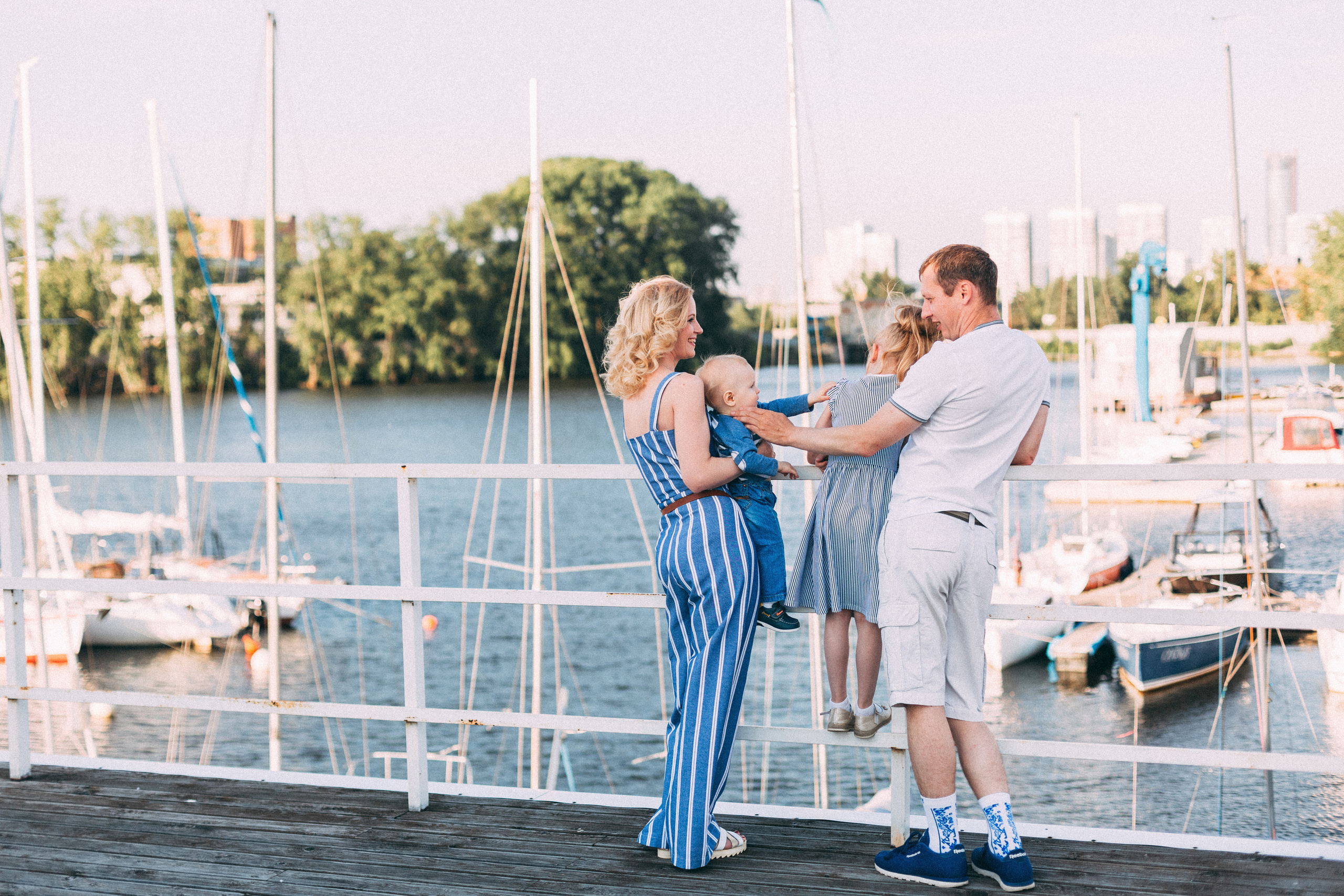 Семейная фотосессия в морском стиле. Свадебный и семейный фотограф Ксения Шекк Екатеринбург