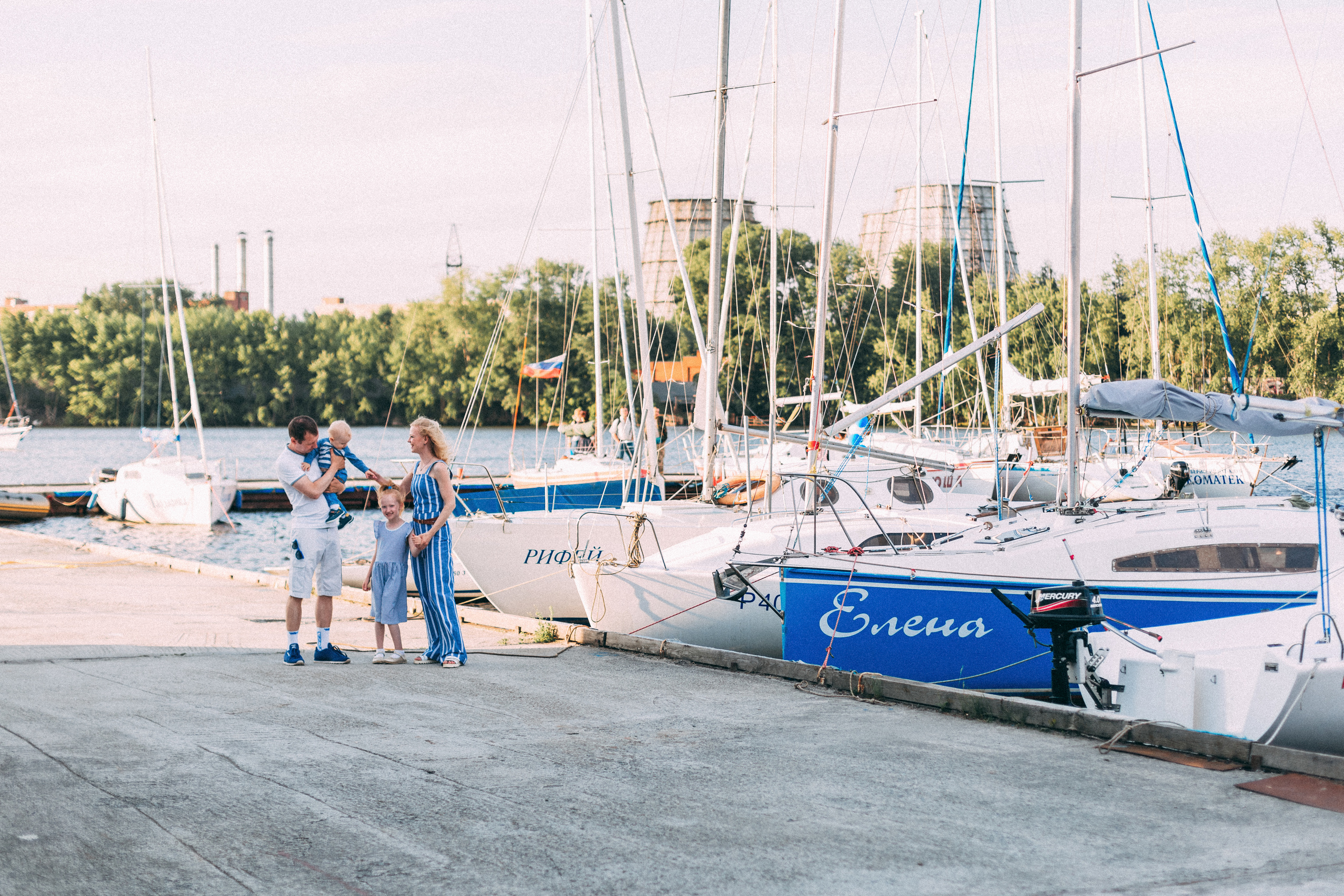 Семейная фотосессия в морском стиле. Свадебный и семейный фотограф Ксения Шекк Екатеринбург