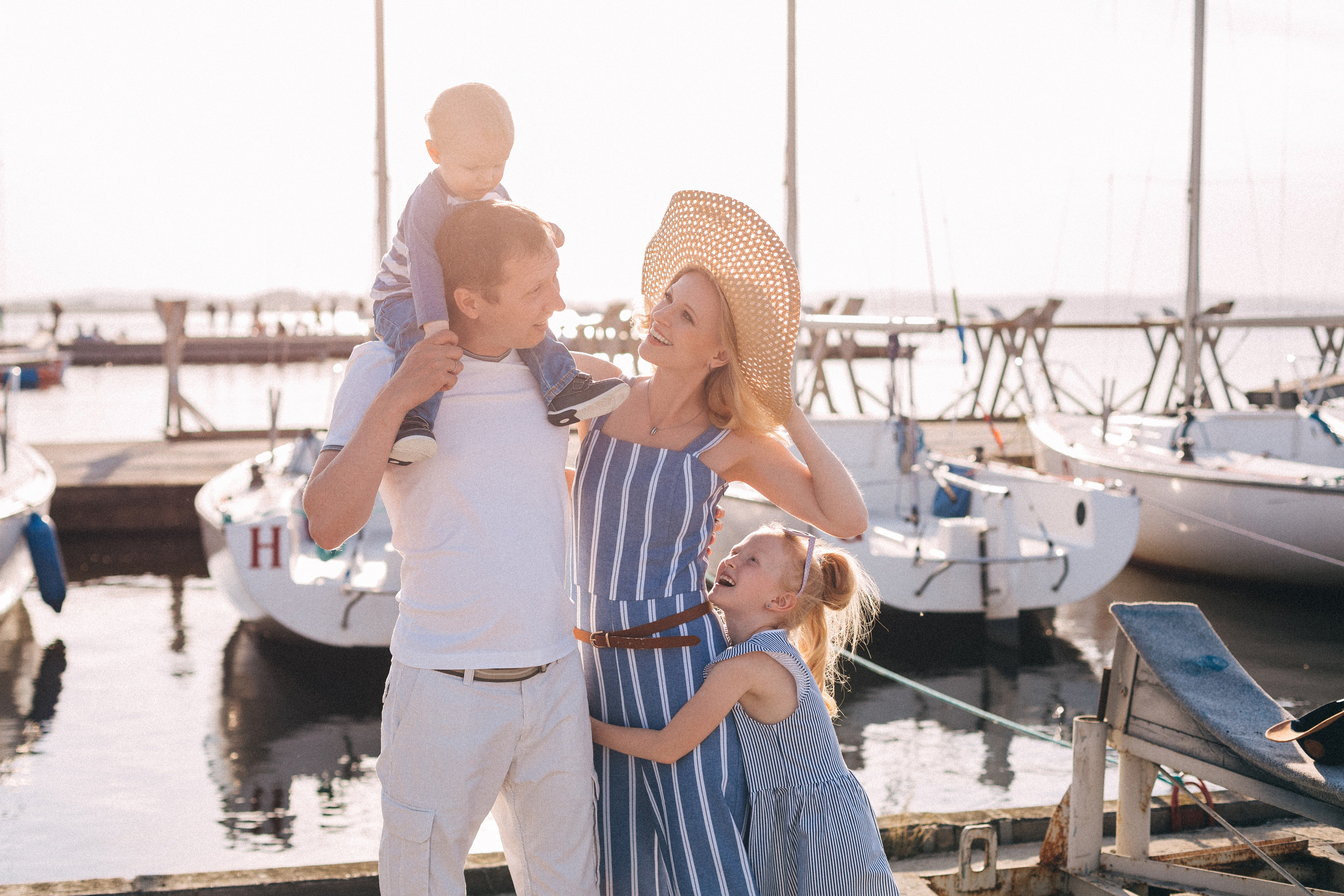 Семейная фотосессия в морском стиле. Свадебный и семейный фотограф Ксения Шекк Екатеринбург