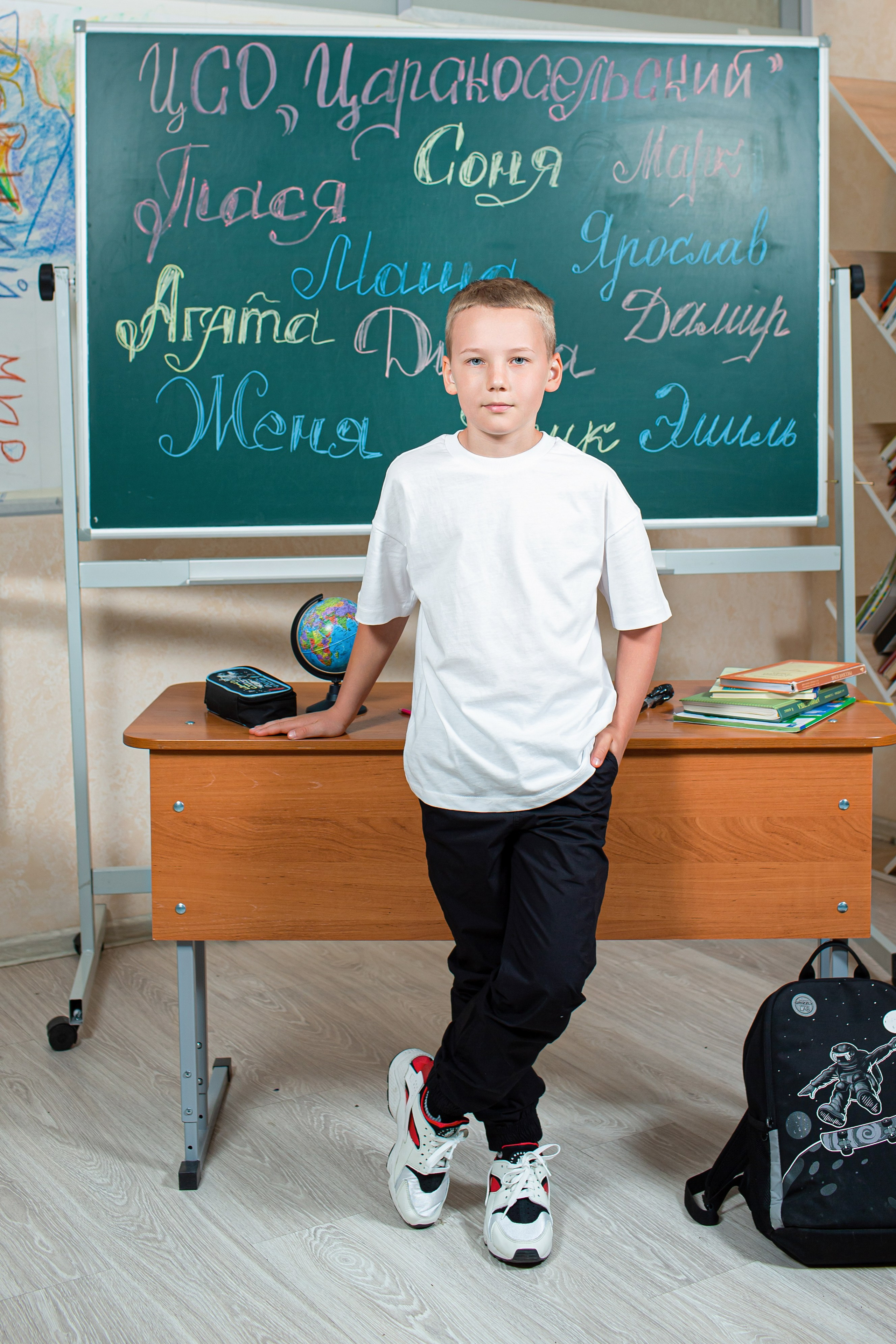 Фотосъёмка для выпускных альбомов из начальной школы. Свадебный, семейный, детский фотограф в Санкт-Петербурге