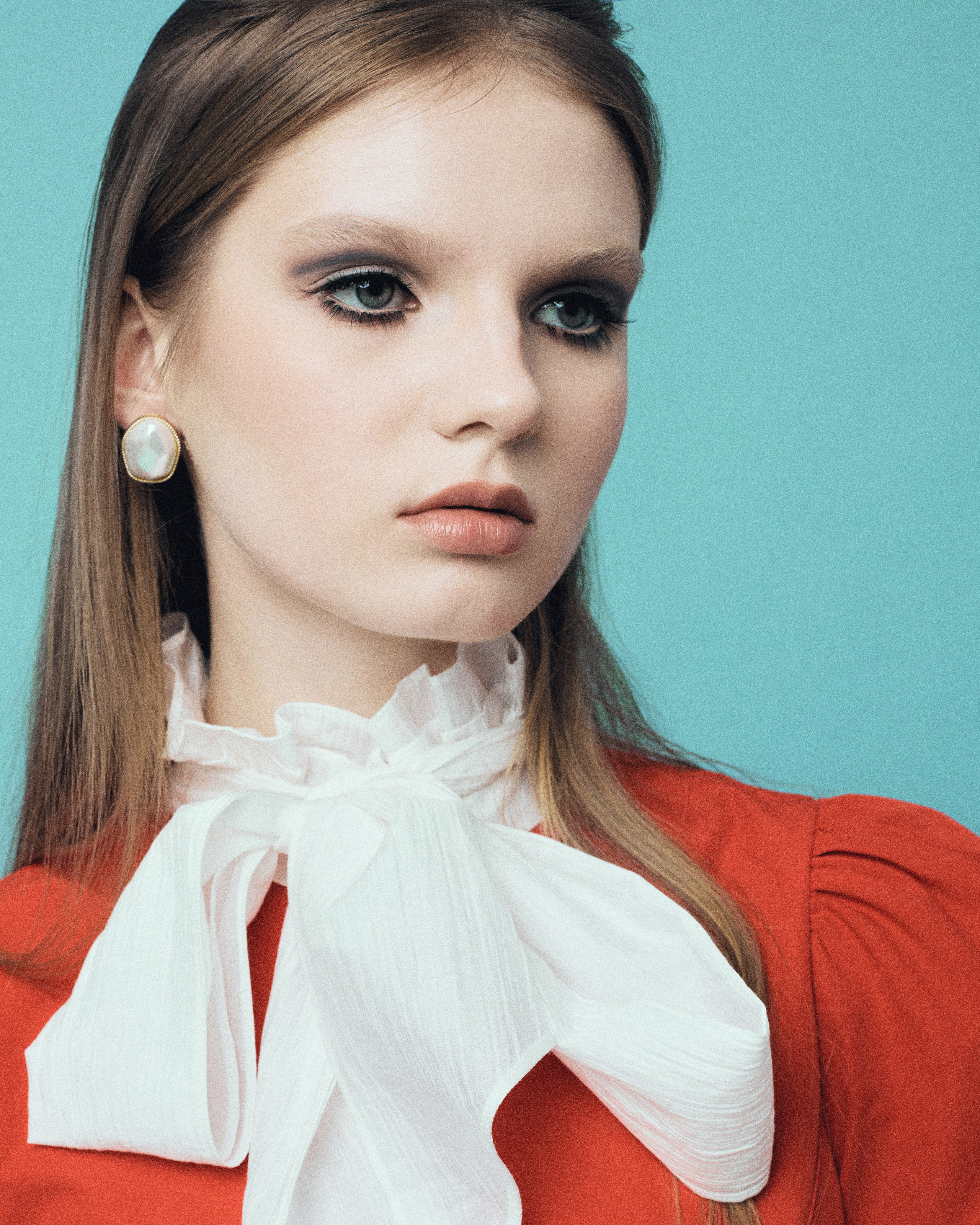 Kati, red blouse. Юрина Полина, фотограф из Екатеринбурга