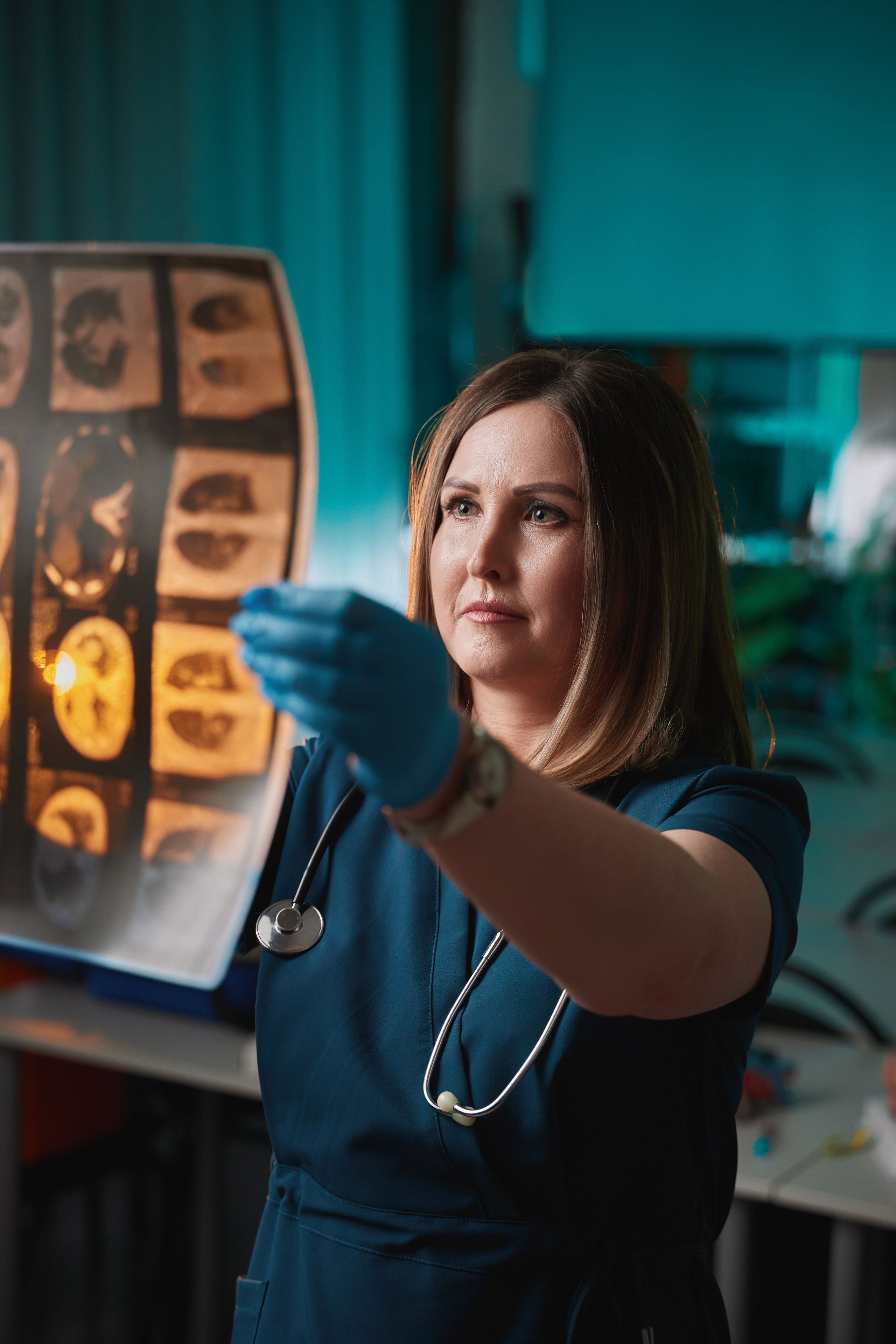 Выпускной мед. Фотограф и видеограф в Кургане Леонид Корнильев