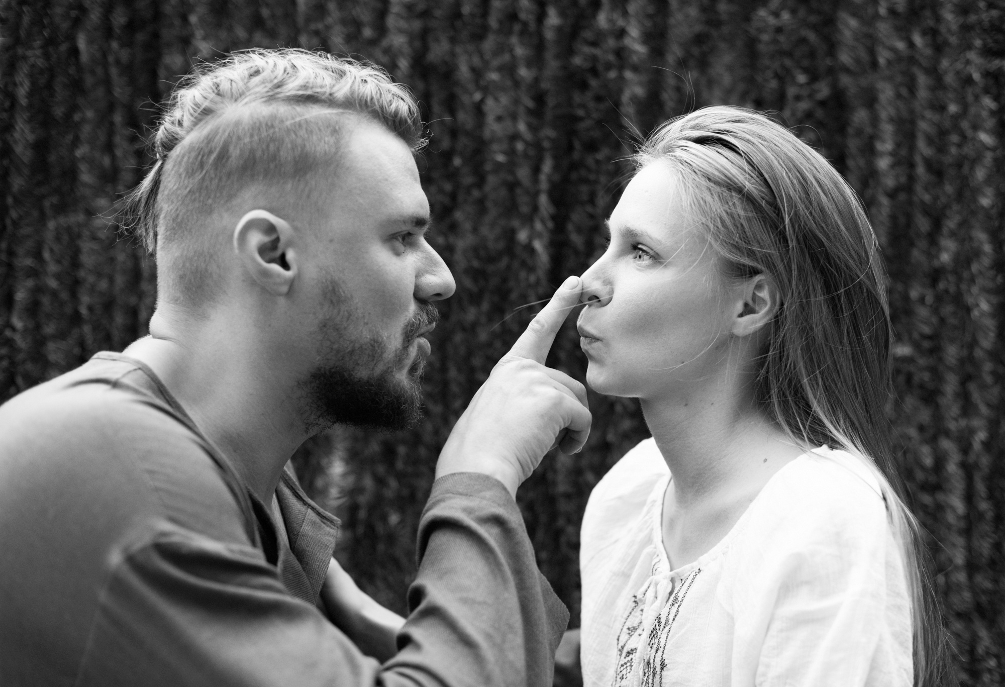 Любовь в полях. Портретный фотограф Белград Матвей Кармаков