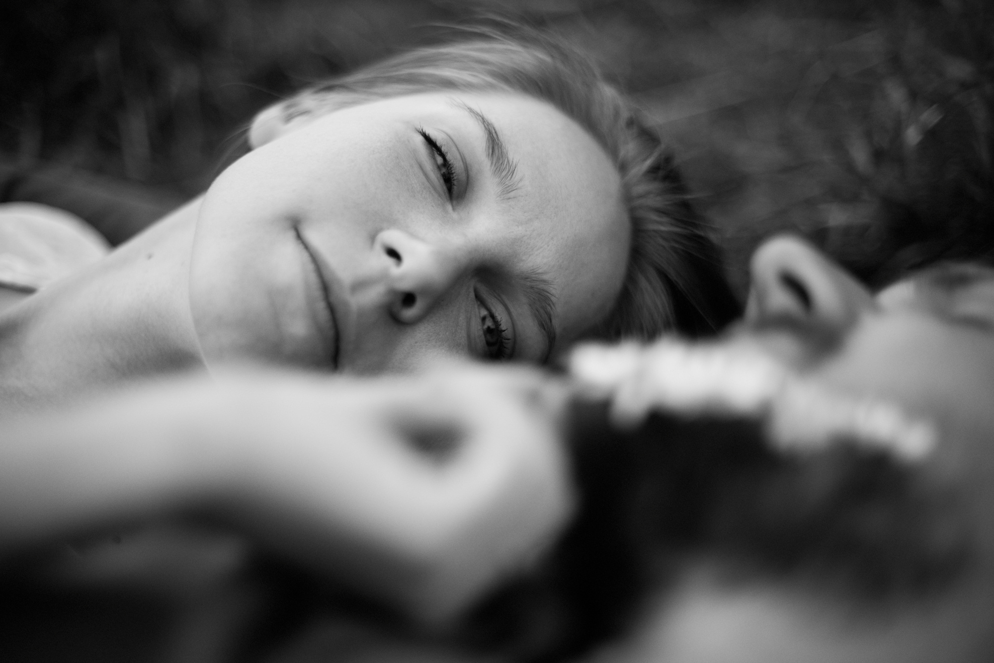 Любовь в полях. Портретный фотограф Белград Матвей Кармаков