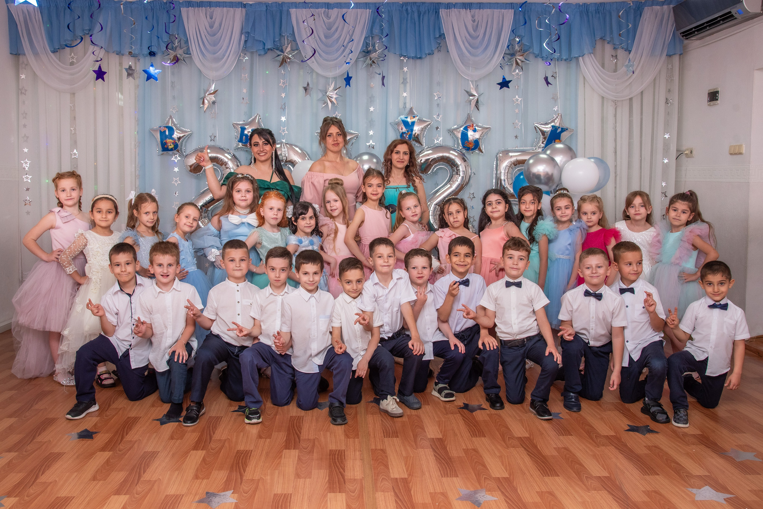 Выпускной в дет.саду (цветокор). Детский и семейный фотограф Краснодар / Сочи Сергеева Олеся