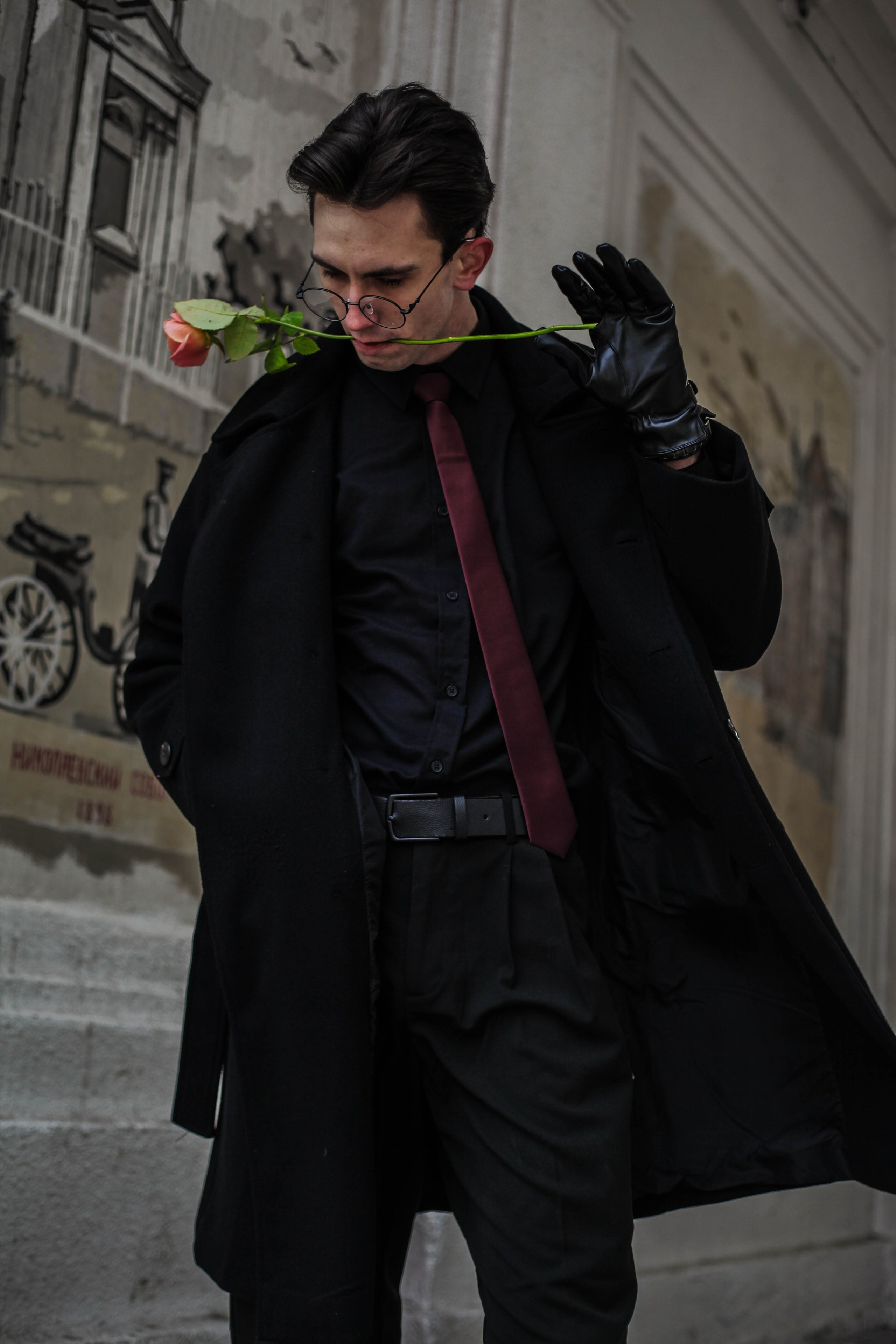 «Любовь всмятку: чувства не для всех». Уличный фотограф Города N