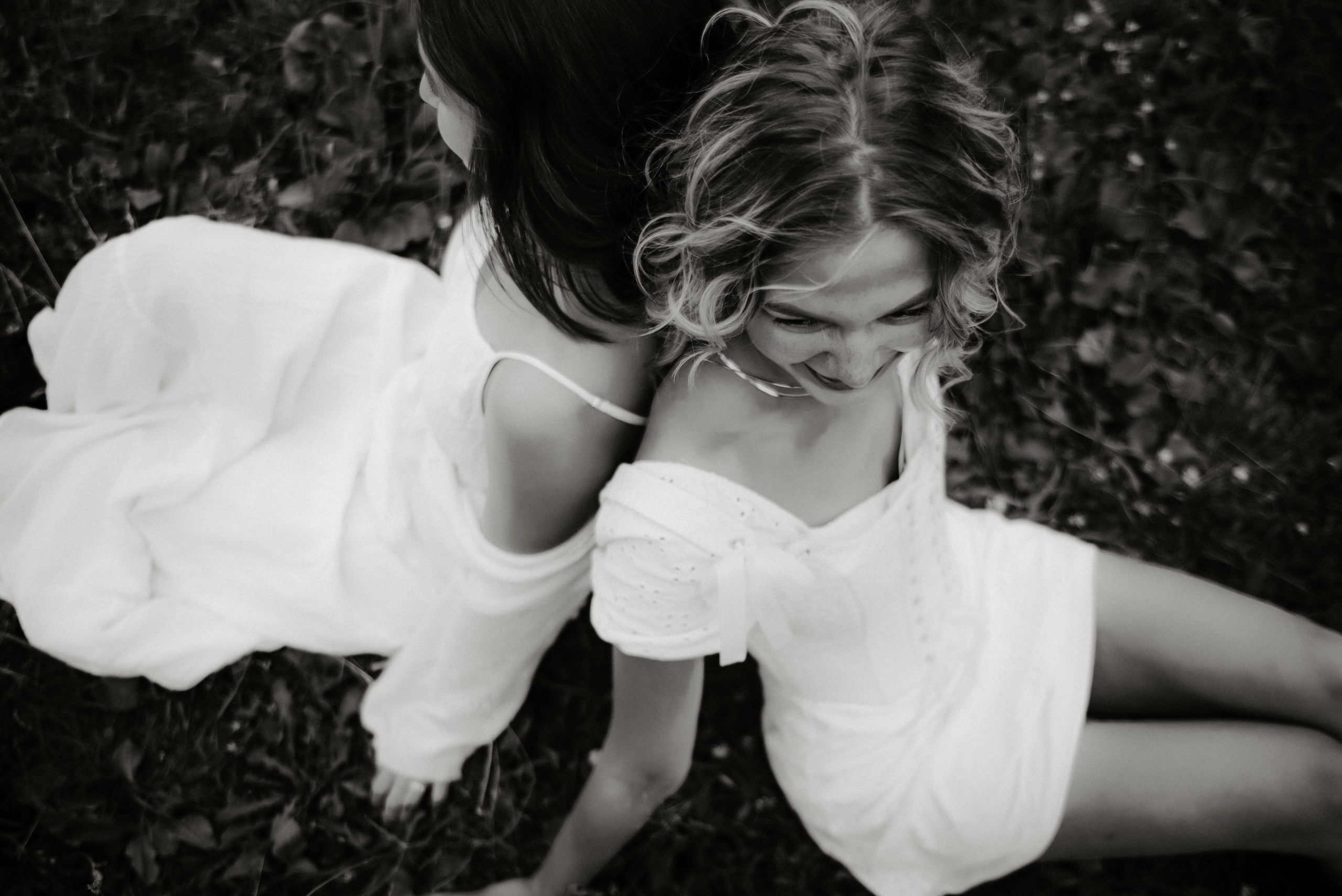 Алена и Даша