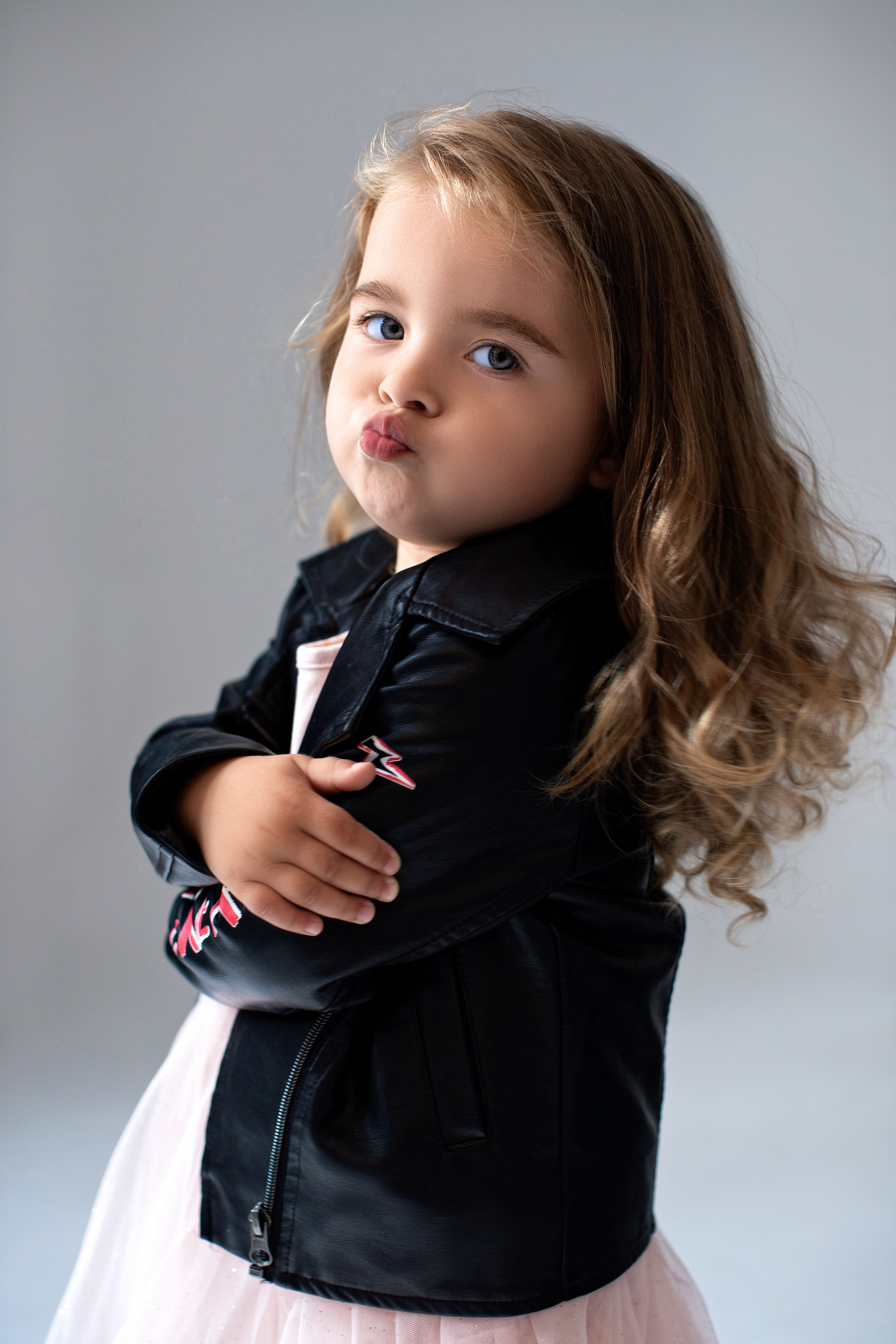 Студия. Портретный Студийный и уличный фотограф Москва. Индивидуальные, Семейные, Беременность, Будуар, Каталог, контент съемки для блога и бизнеса